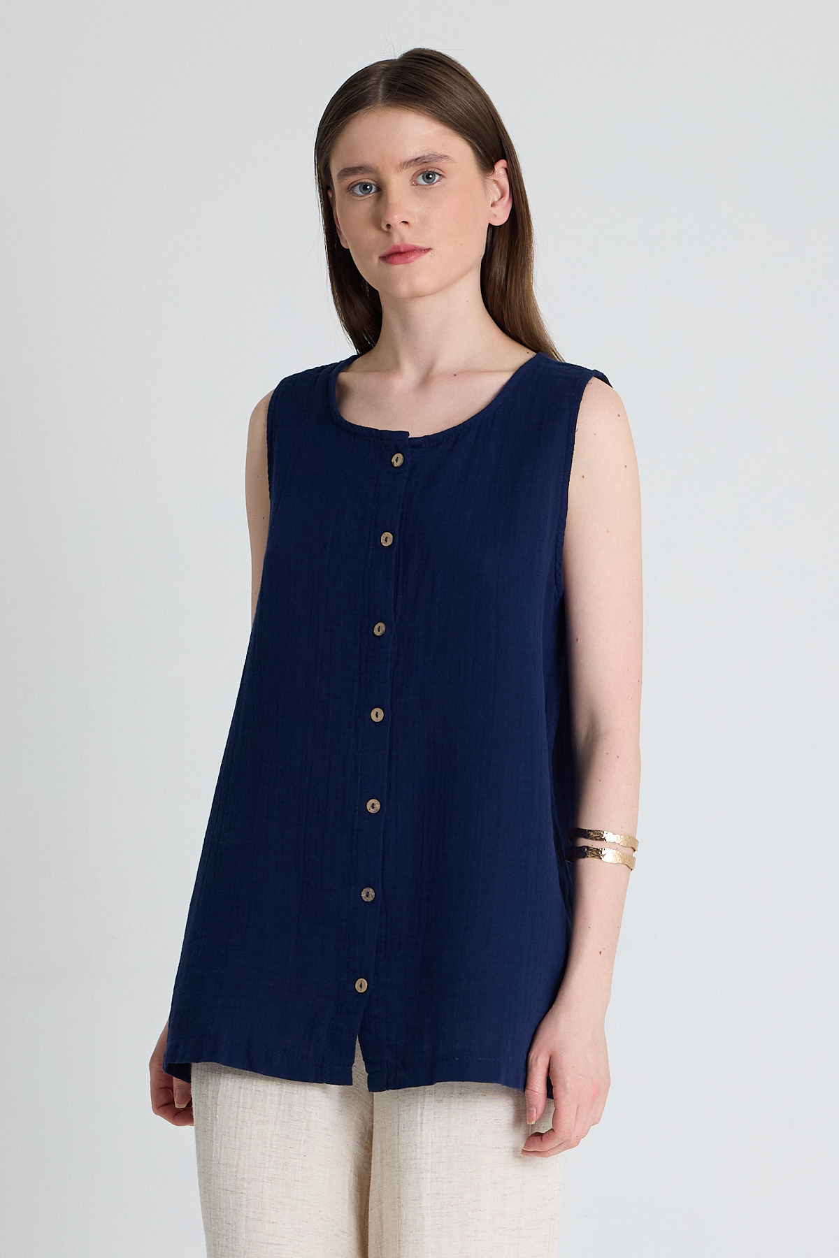 Laci Keten Görünümlü %100 Pamuk Düğmeli Kolsuz Bluz 4808A - 1