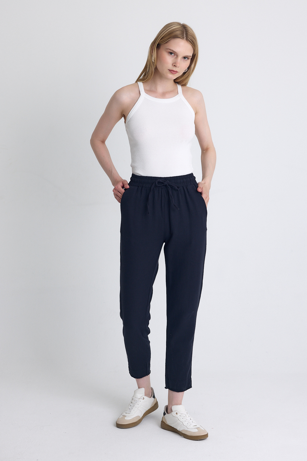 Laci Paça Püskül Detaylı Cepli Lastikli Pantolon 4228 - 6