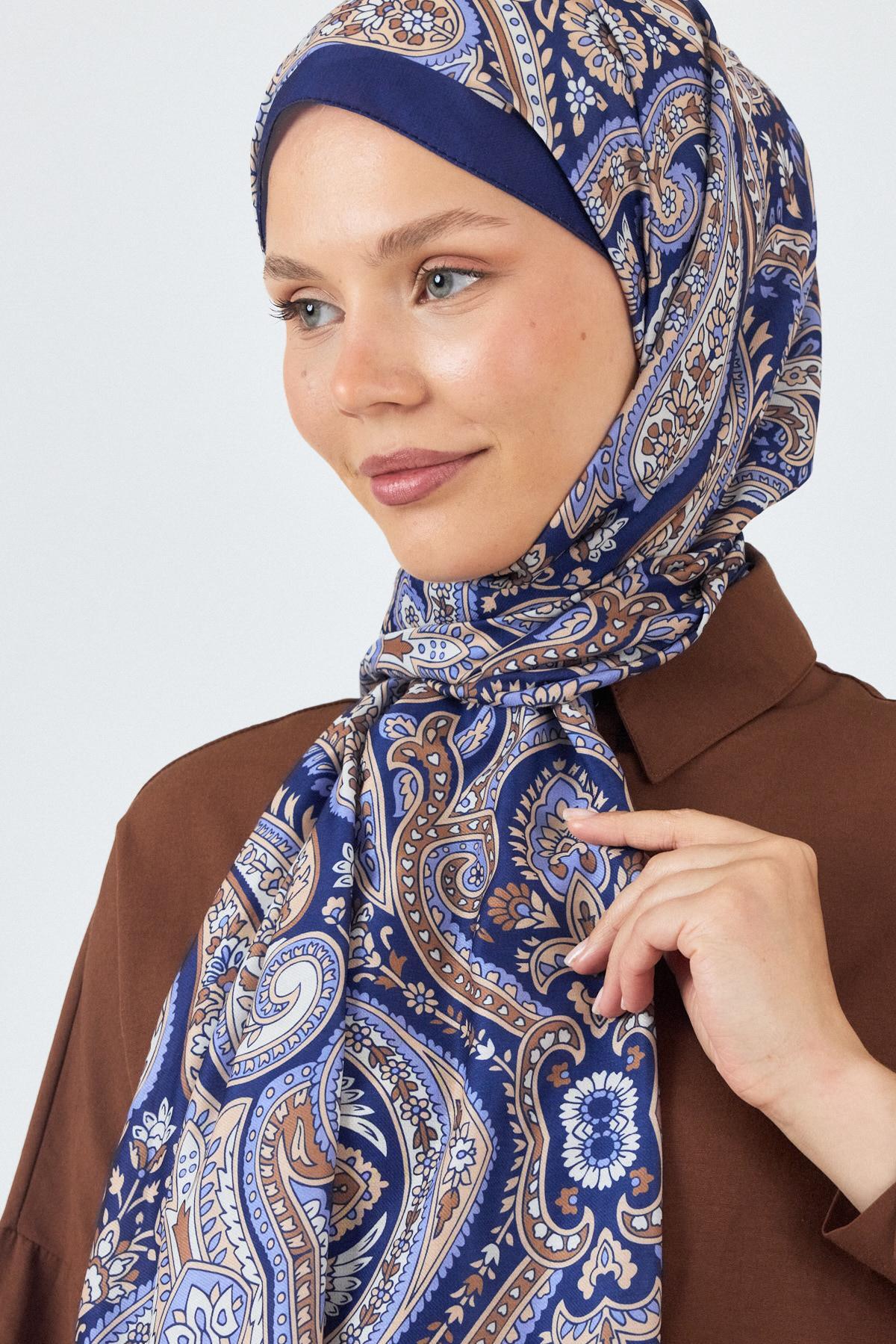 Laci Retro Desenli Şal 4004 - 2