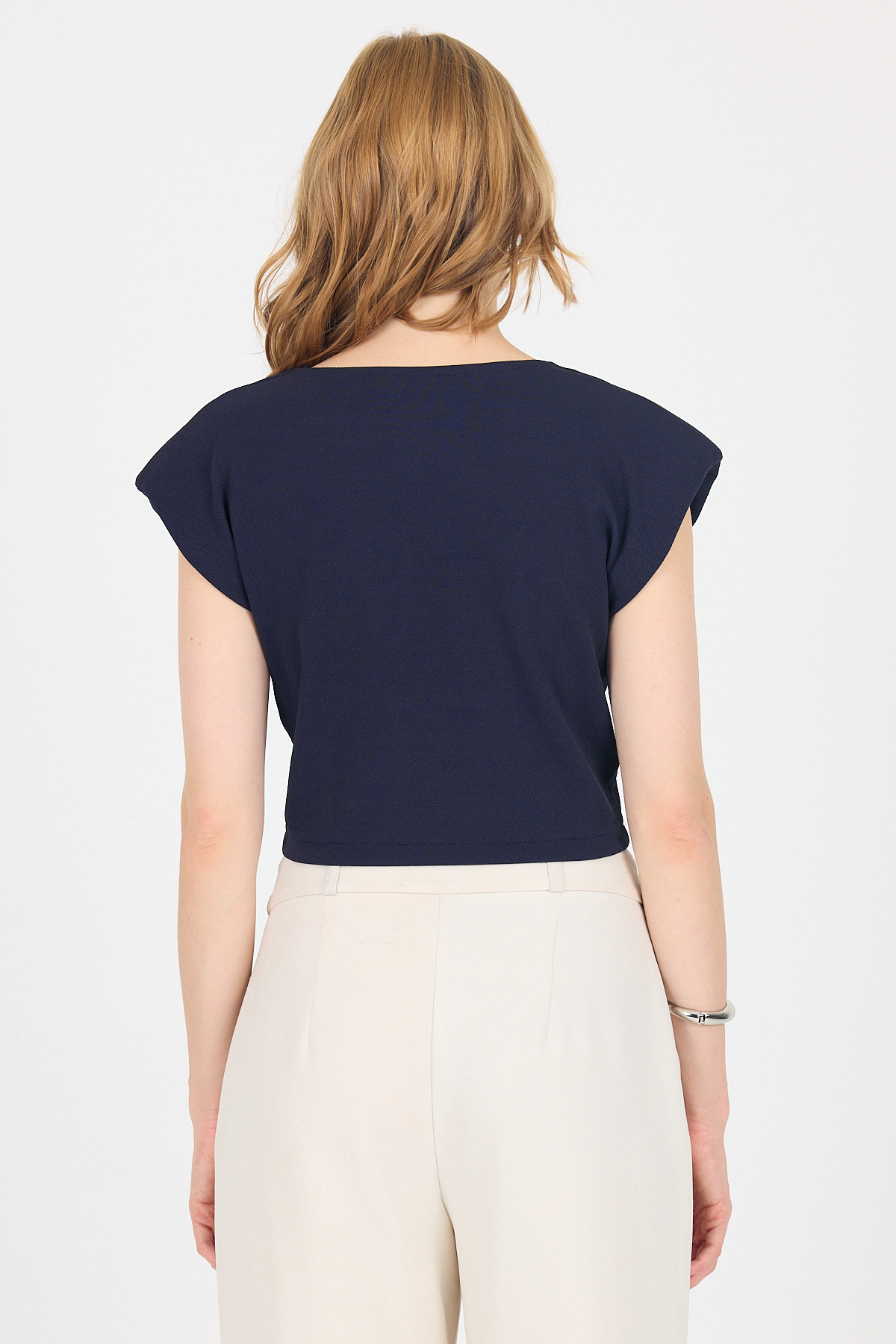 Laci V Yaka Vatkalı Büzgü Detaylı Kısa Kollu Bluz 4227A - 5