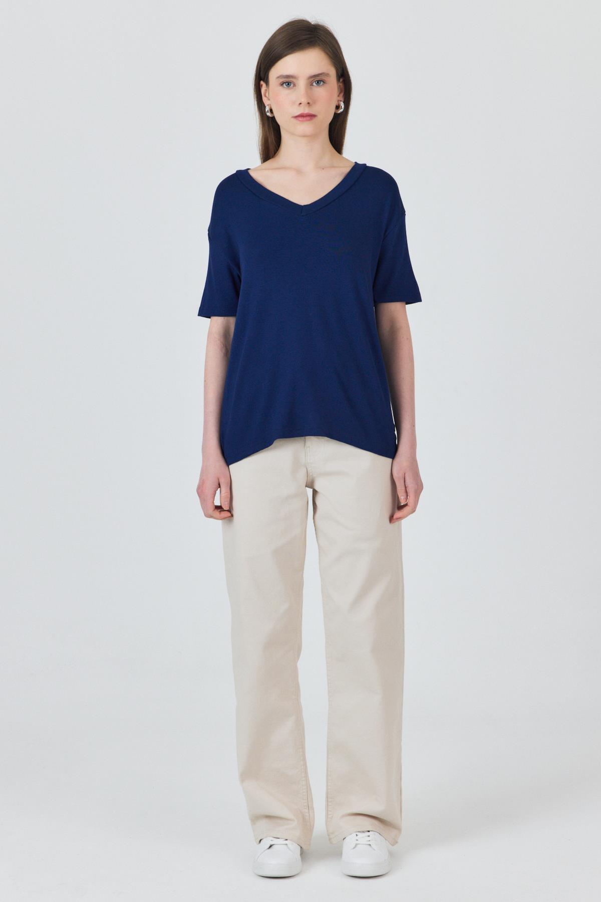 Laci V Yaka Viskoz/Yumuşak Kumaş Dökümlü Tişört 3077 - 3