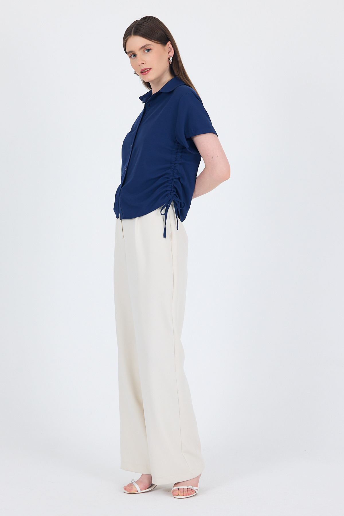 Laci Yanları Büzgülü Bağcıklı Kısa Kollu Gömlek 4368A - 3