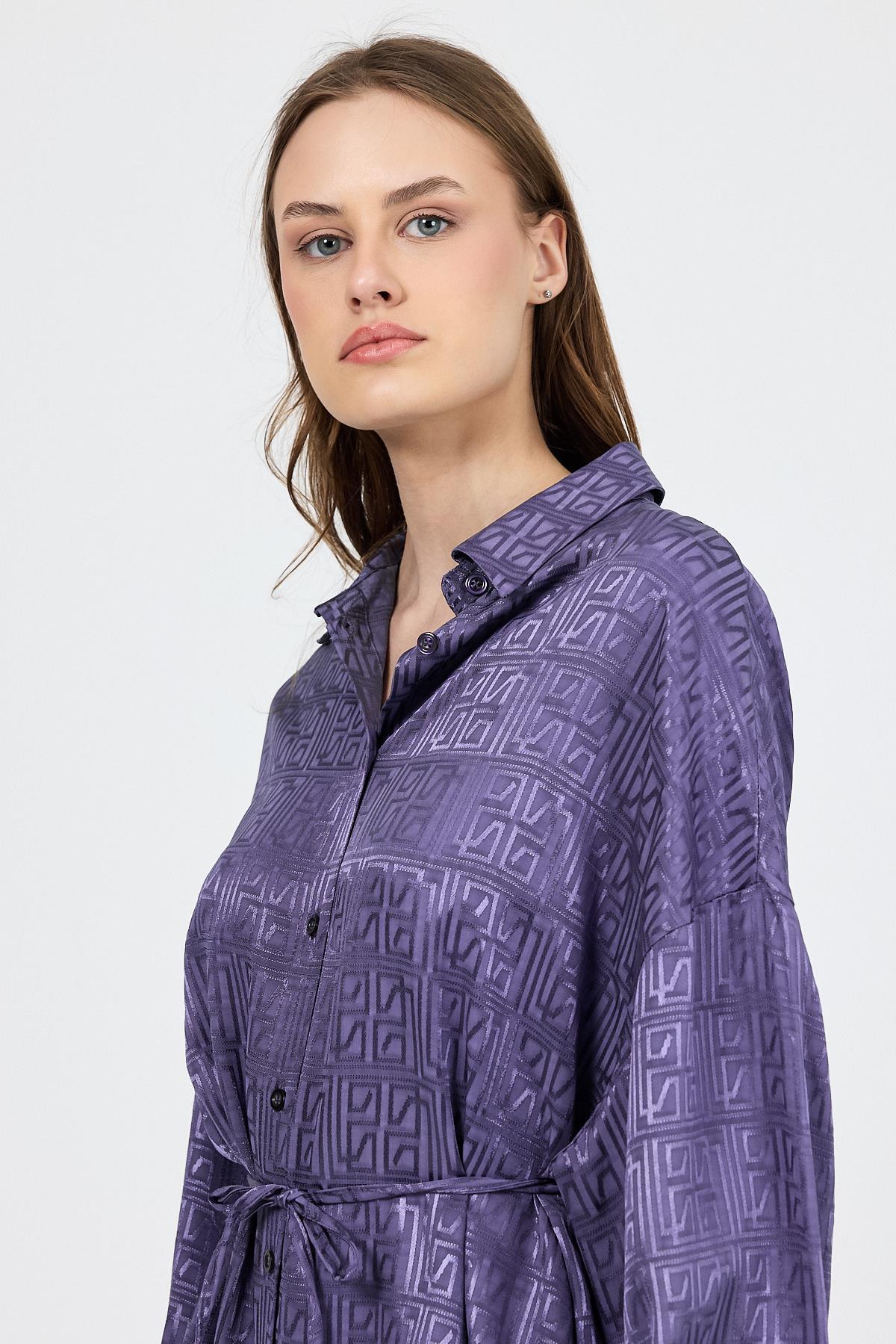 Leylak Desenli Saten Görünümlü İp Bağlama Detaylı Gömlek 4293A - 4