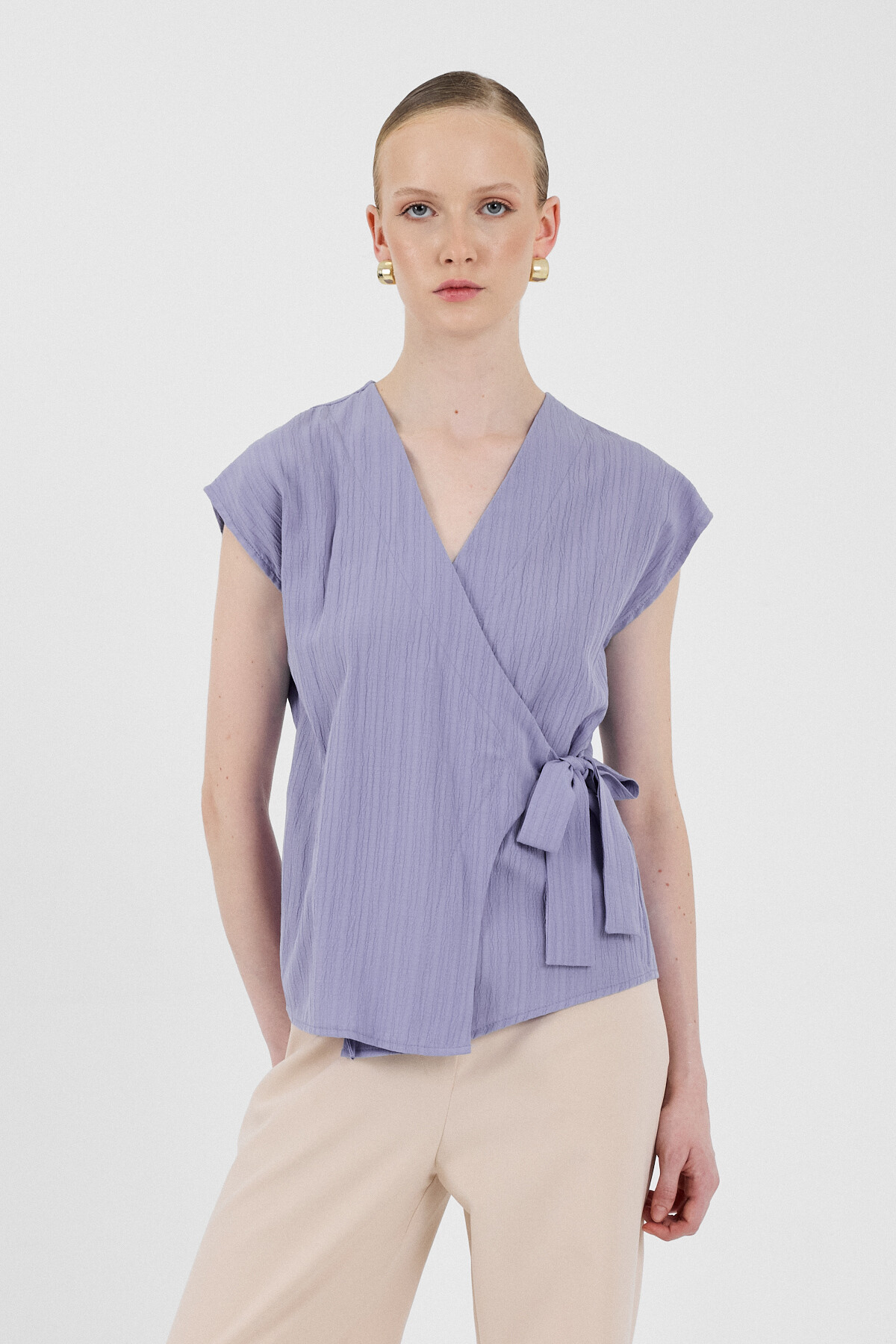 Lila Kruvaze Yaka Bağlama Detaylı Bluz 8025A - RAYS