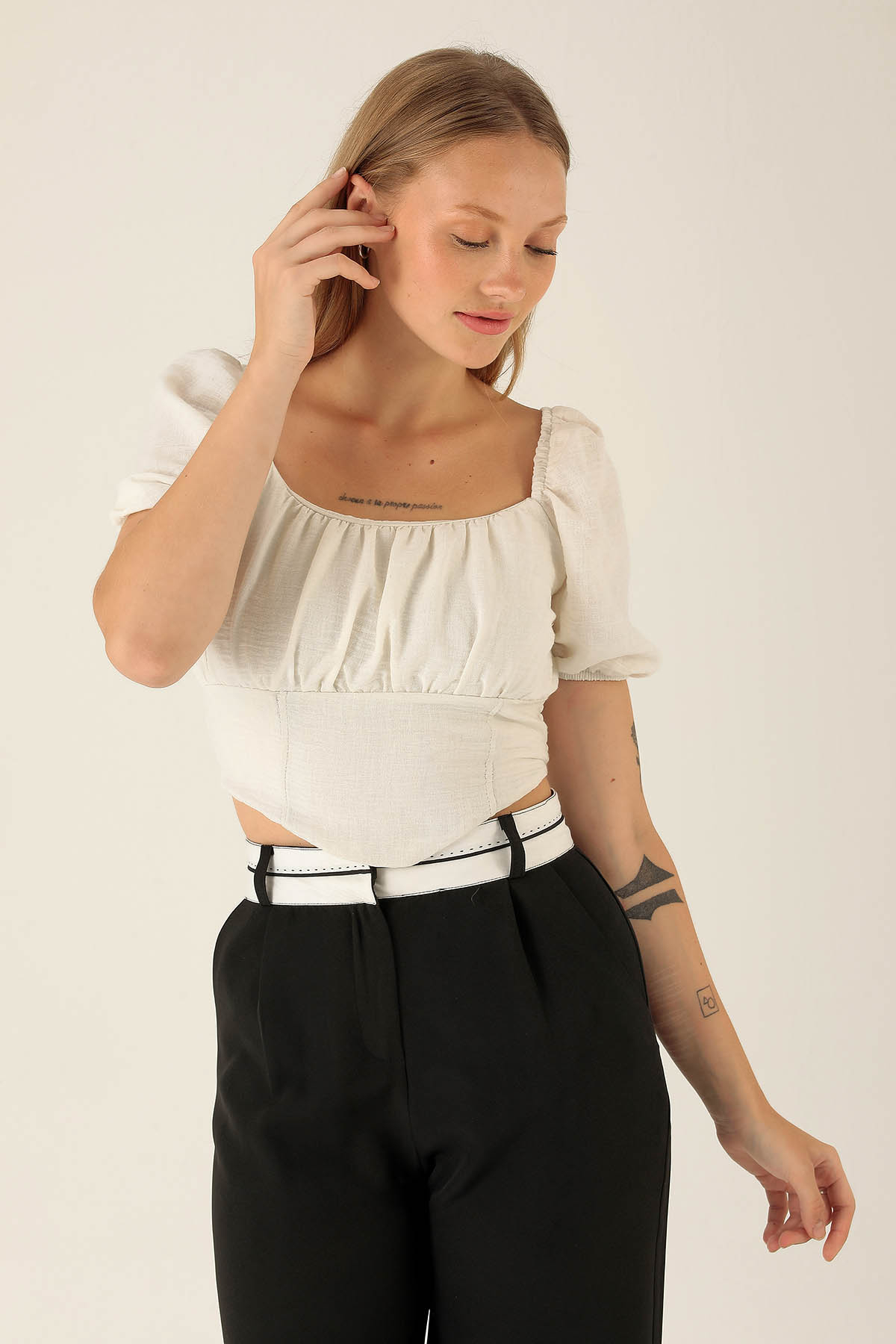 Madonna Yaka Keten Bluz - 10414 Beyaz - 2