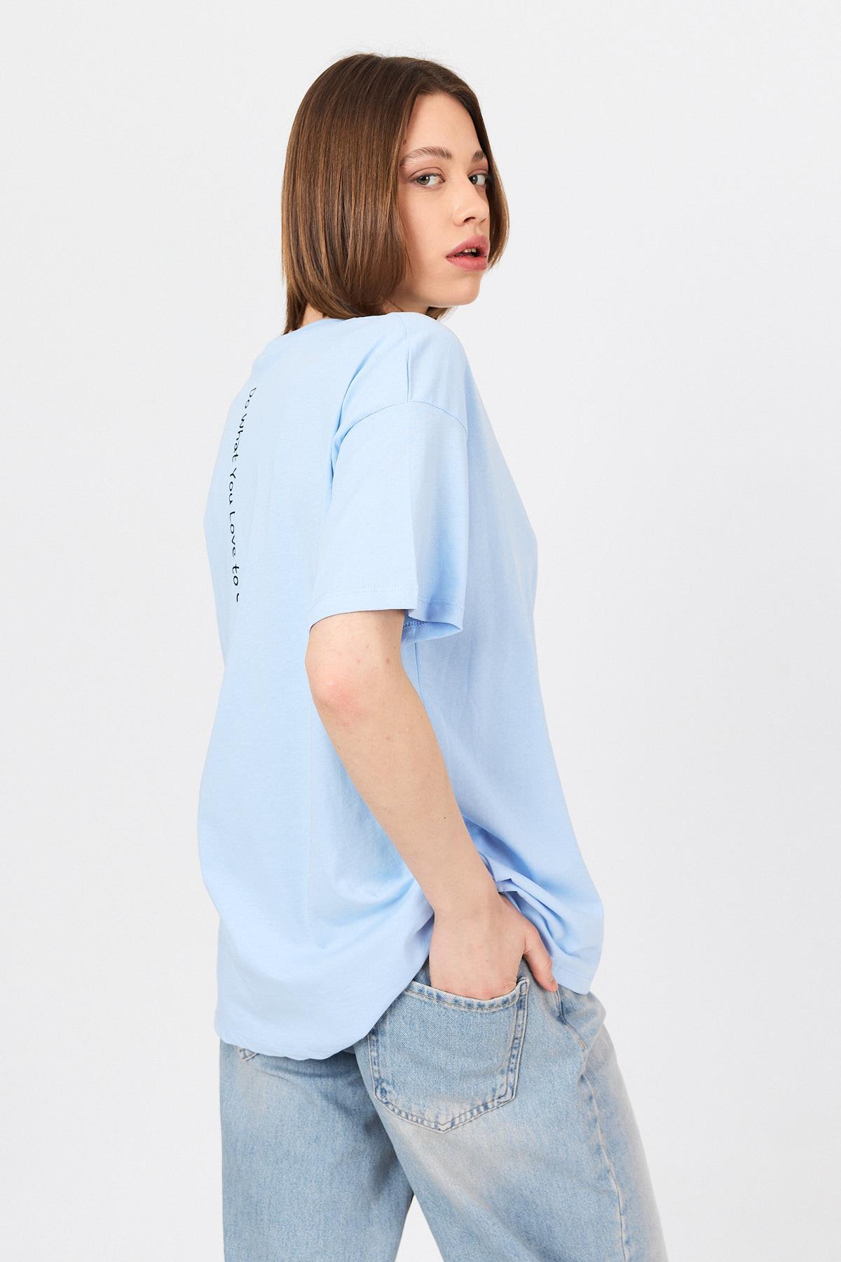 Mavi Arka Yazı Baskılı Kalpli %100 Pamuk Oversize Tişört 2150-33M - 3
