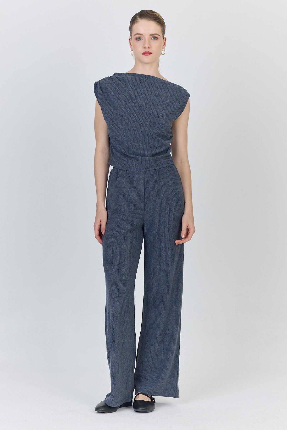 Mavi Asimetrik Omuz Detaylı Bluz ve Geniş Paça Pantolon Takım 1491 - RAYS