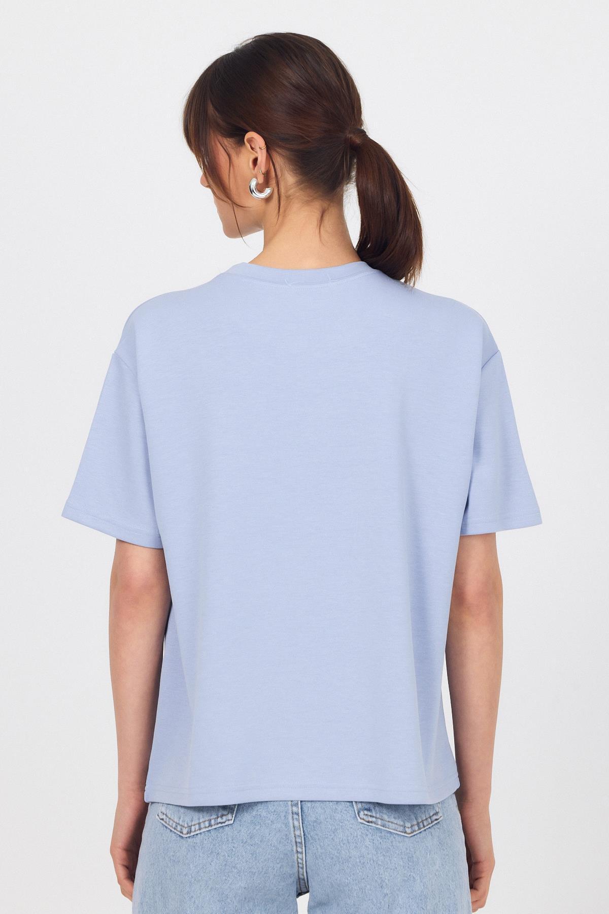 Mavi Kalp Nakışlı Premium Kumaş Tişört 6218 - 5