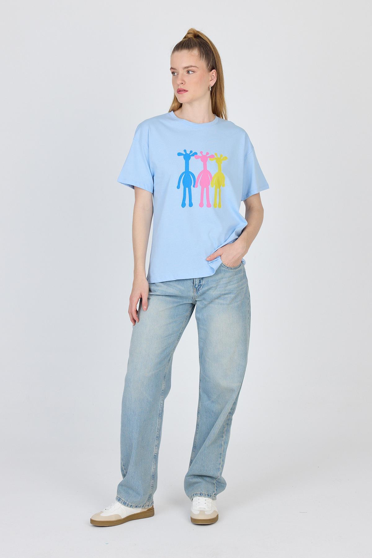 Mavi Oversize Zürafa Baskılı Tişört 2150-12M - 2