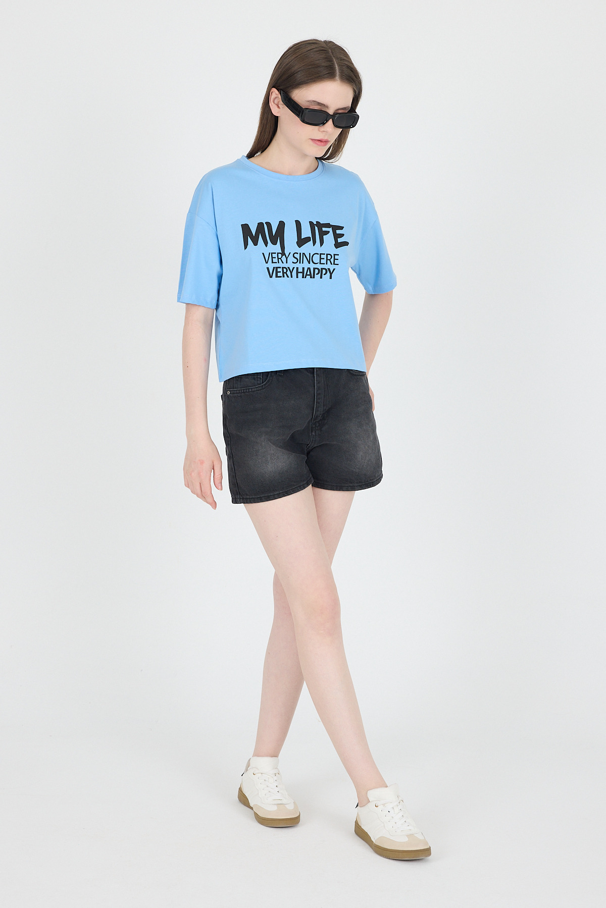 Mavi Yazı Baskılı %100 Pamuk Crop Tişört 9187M - RAYS