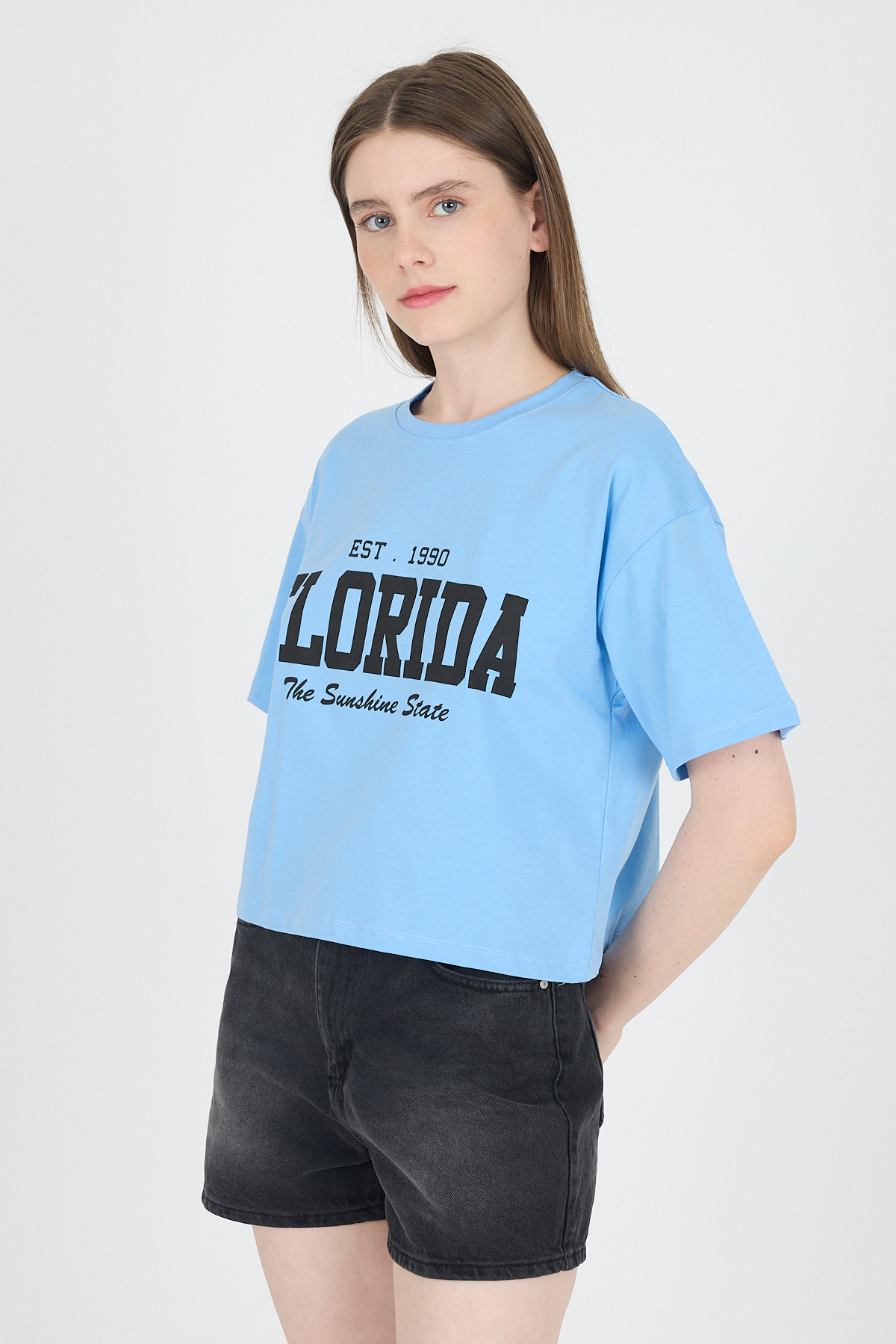 Mavi Yazı Baskılı %100 Pamuk Crop Tişört 9188M - RAYS