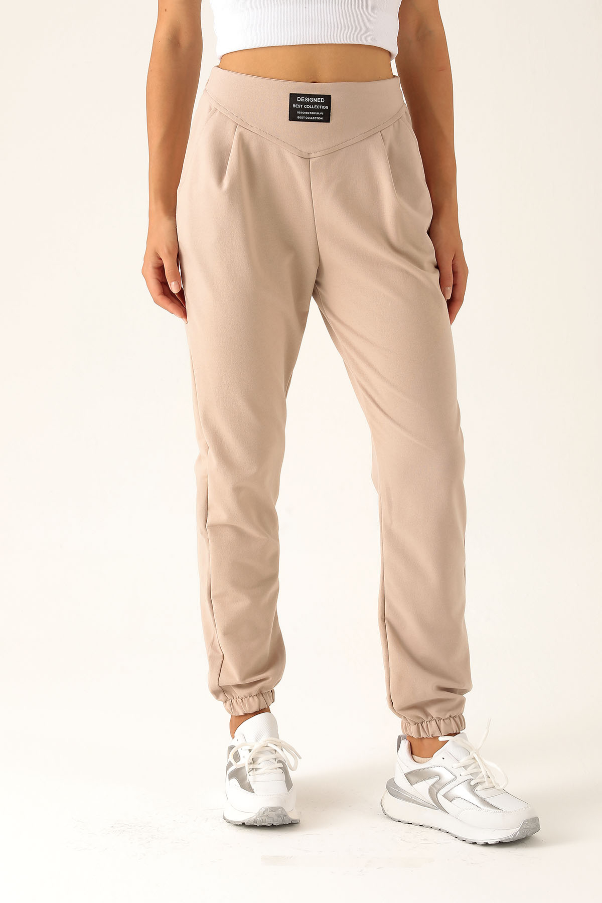 Önü Arma Detay Eşofman - 23374 Bej - 4