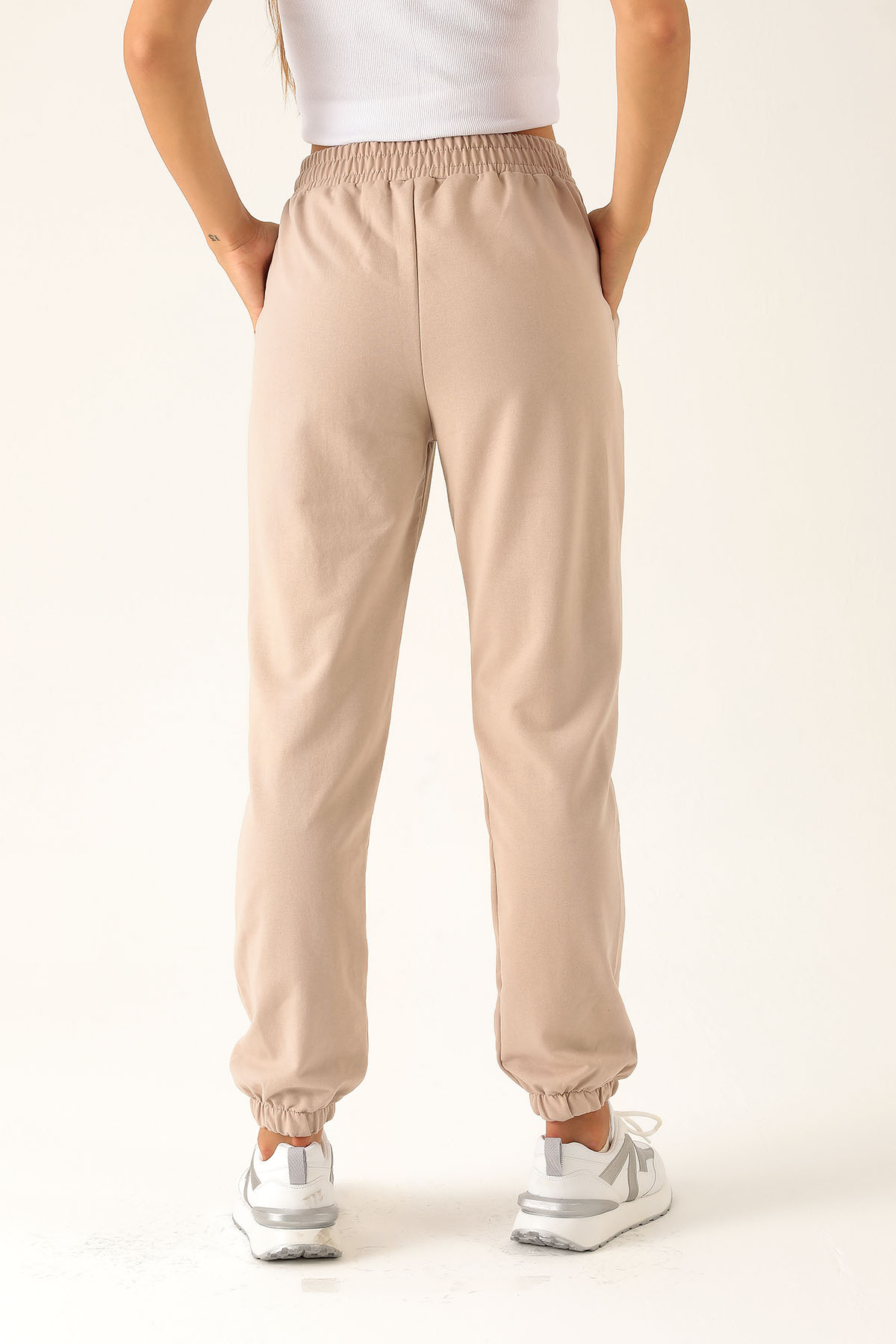 Önü Arma Detay Eşofman - 23374 Bej - 5