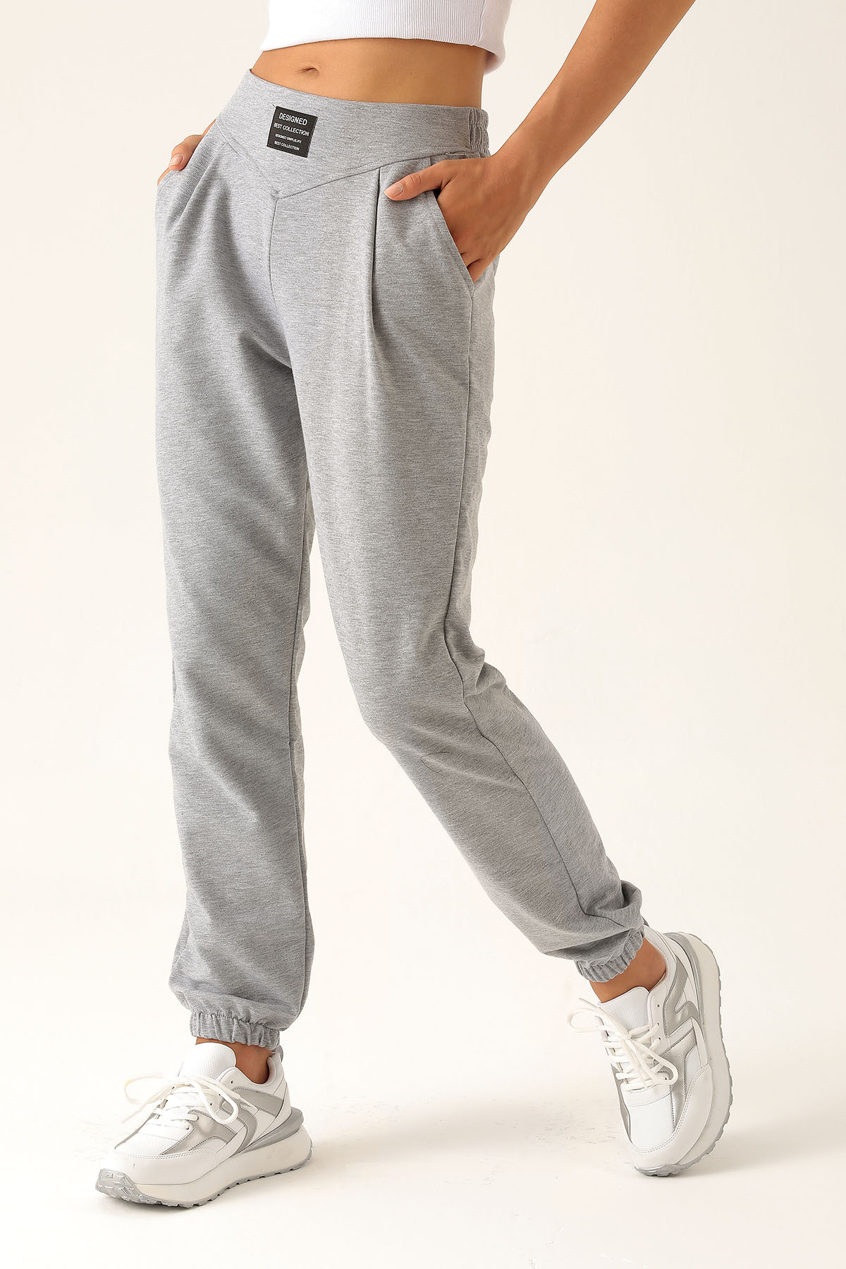 Önü Arma Detay Eşofman - 23374 Gri - 4