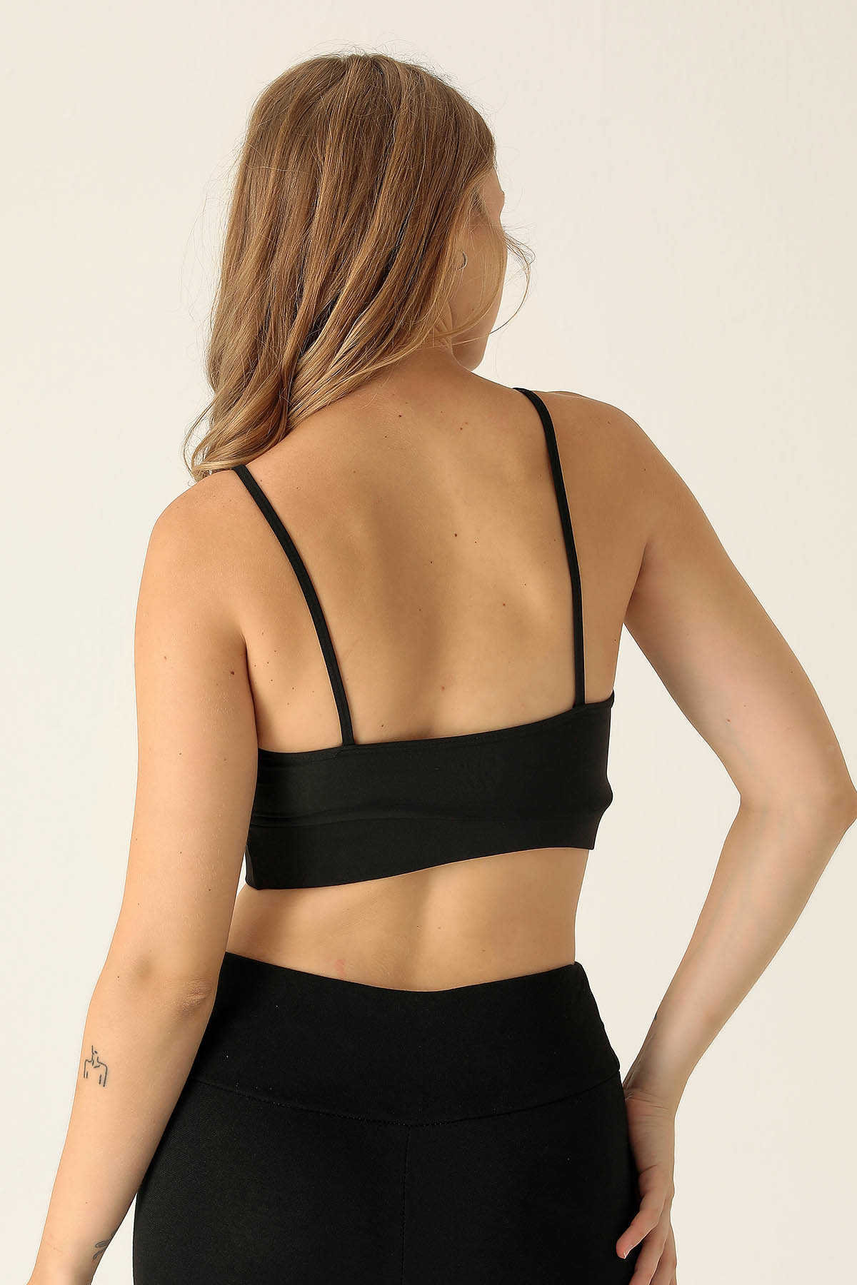 Önü Çapraz Askılı Büstiyer - 9022-1 Siyah - 5