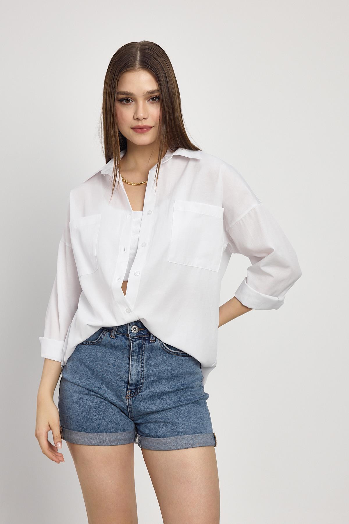 Beyaz Çift Cepli Oversize Uzun Basic Gömlek TCR 6256A - 1