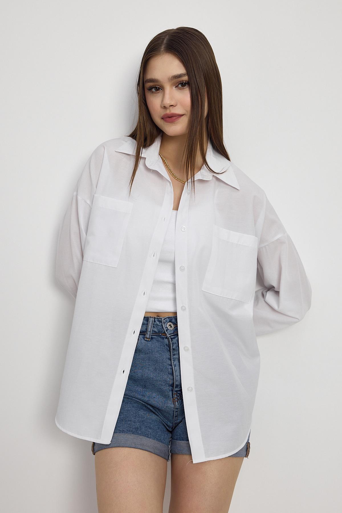 Beyaz Çift Cepli Oversize Uzun Basic Gömlek TCR 6256A - 6