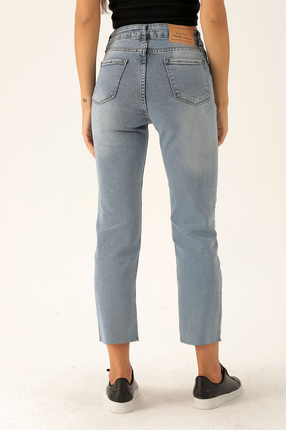 Paçası Kesik Mom Jean - 5112-1 Kar Yıkama - 5