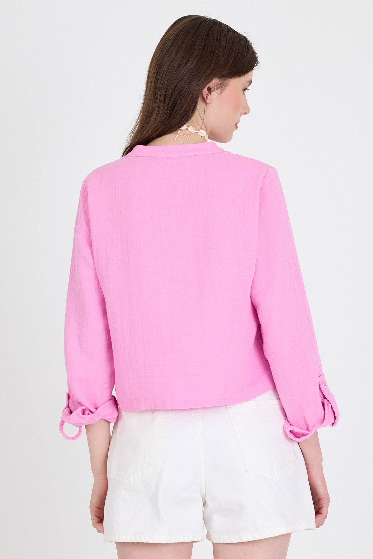 Pembe %100 Pamuk Keten Görünümlü Hakim Yaka Crop Gömlek 4702A - 5