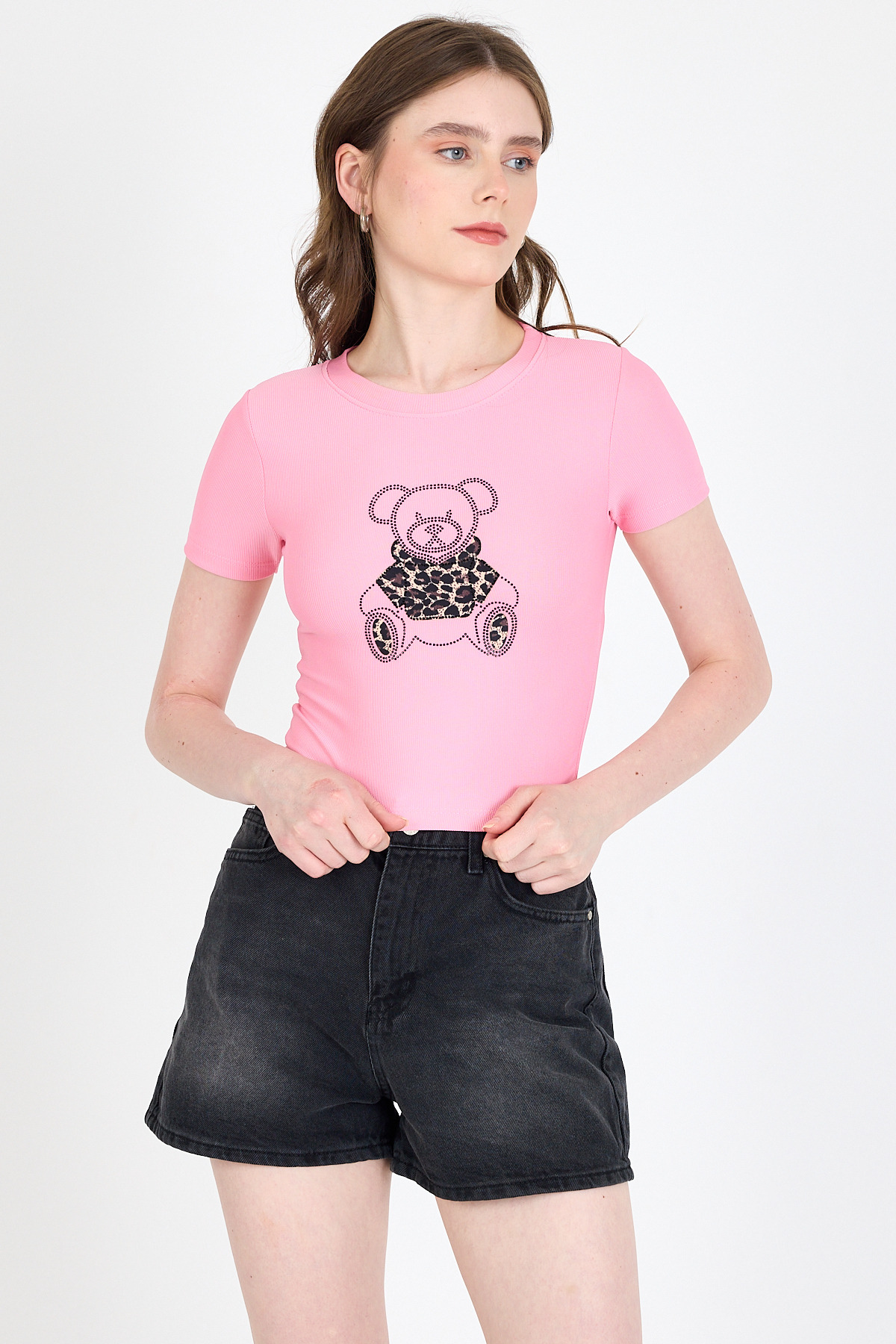 Pembe Ayıcık Baskılı Leopar Detaylı Slim Fit Crop Tişört 0549 - RAYS