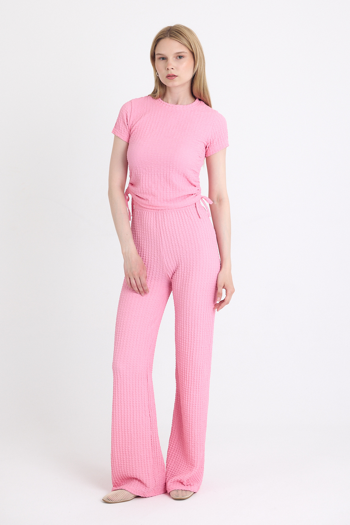 Pembe Bürümcük Dokulu Büzgülü Crop ve Geniş Paça Pantolon Takımı 3001 - 3