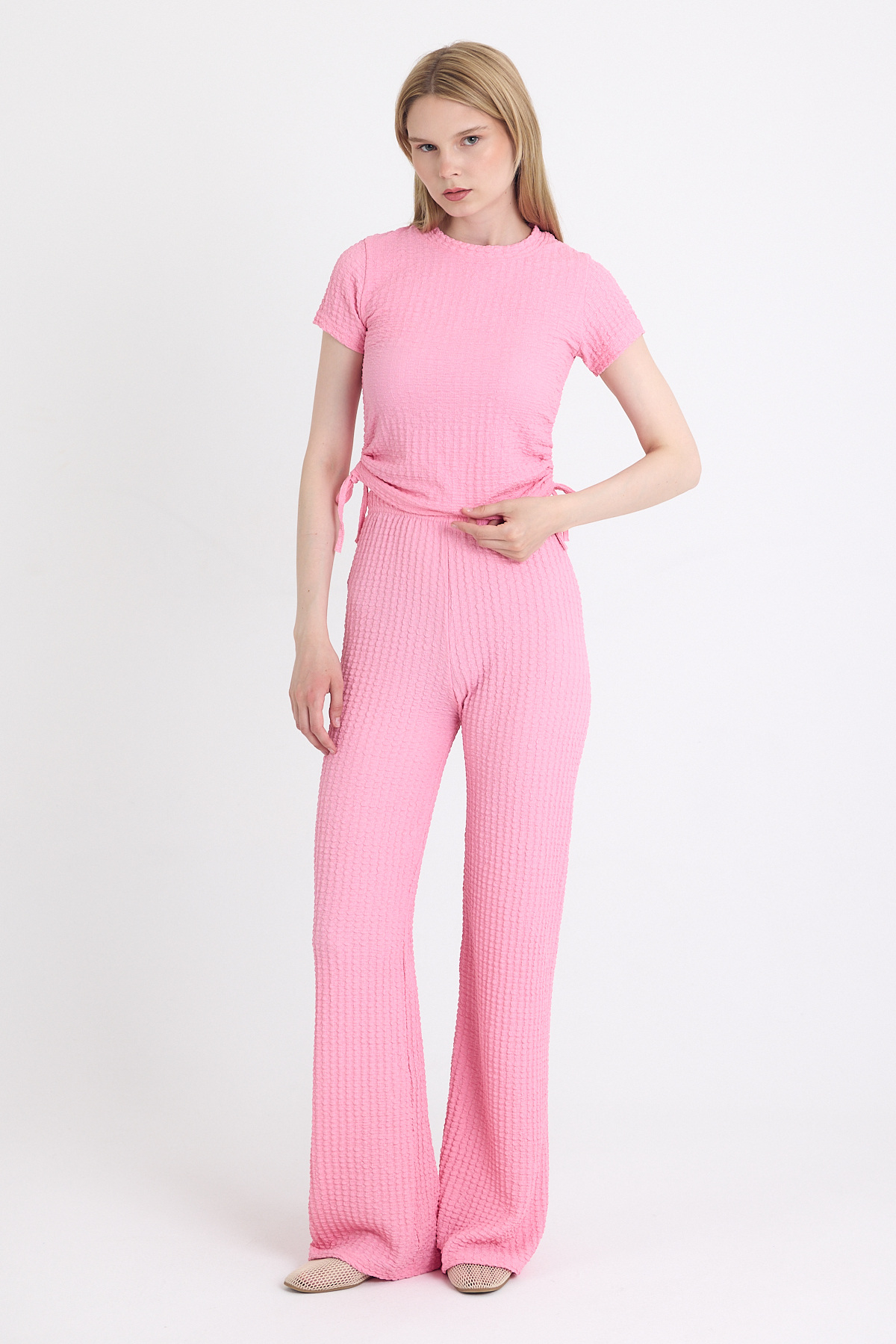 Pembe Bürümcük Dokulu Büzgülü Crop ve Geniş Paça Pantolon Takımı 3001 - 6