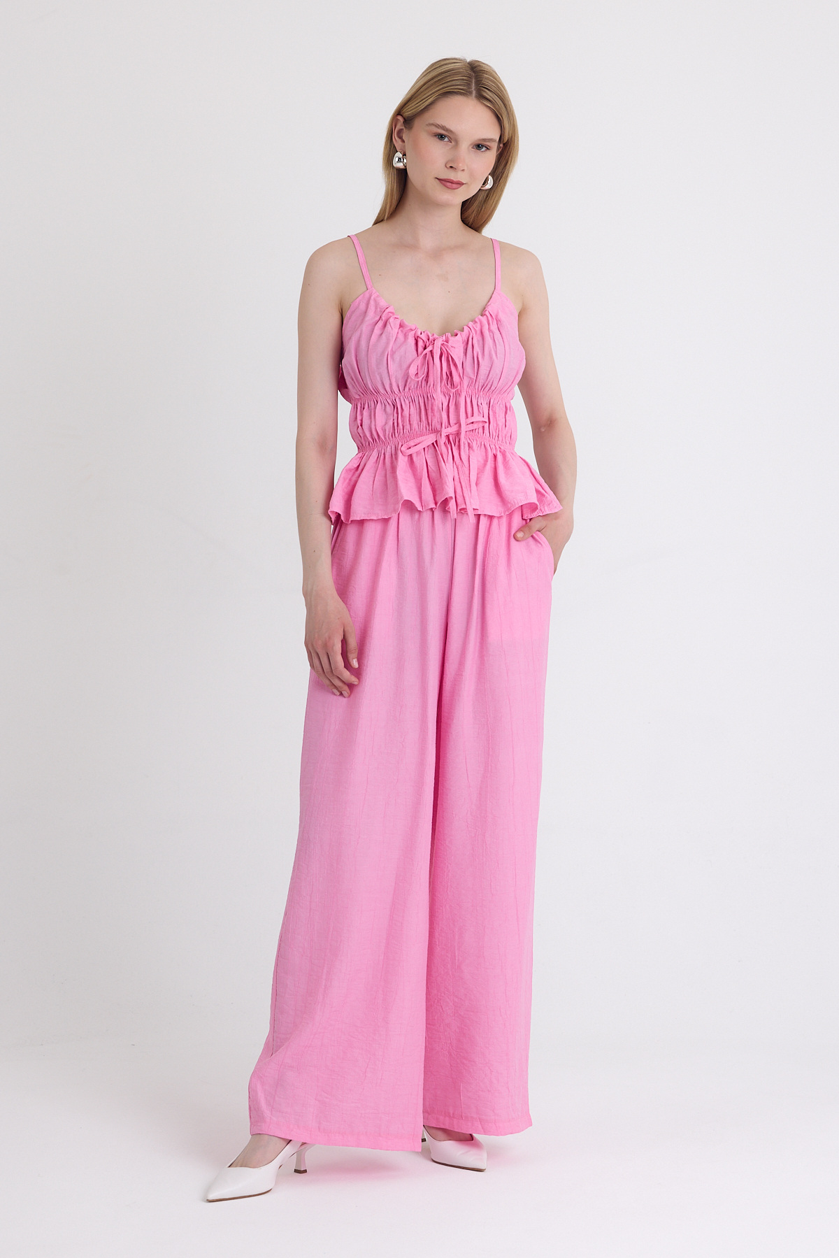 Pembe Fırfırlı Askılı Bluz ve Geniş Paça Pantolon Takımı 5216 - 3