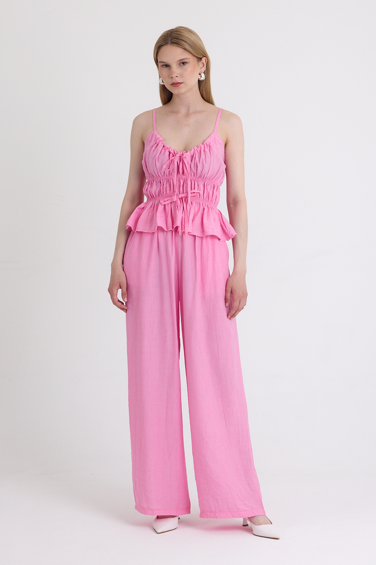 Pembe Fırfırlı Askılı Bluz ve Geniş Paça Pantolon Takımı 5216 