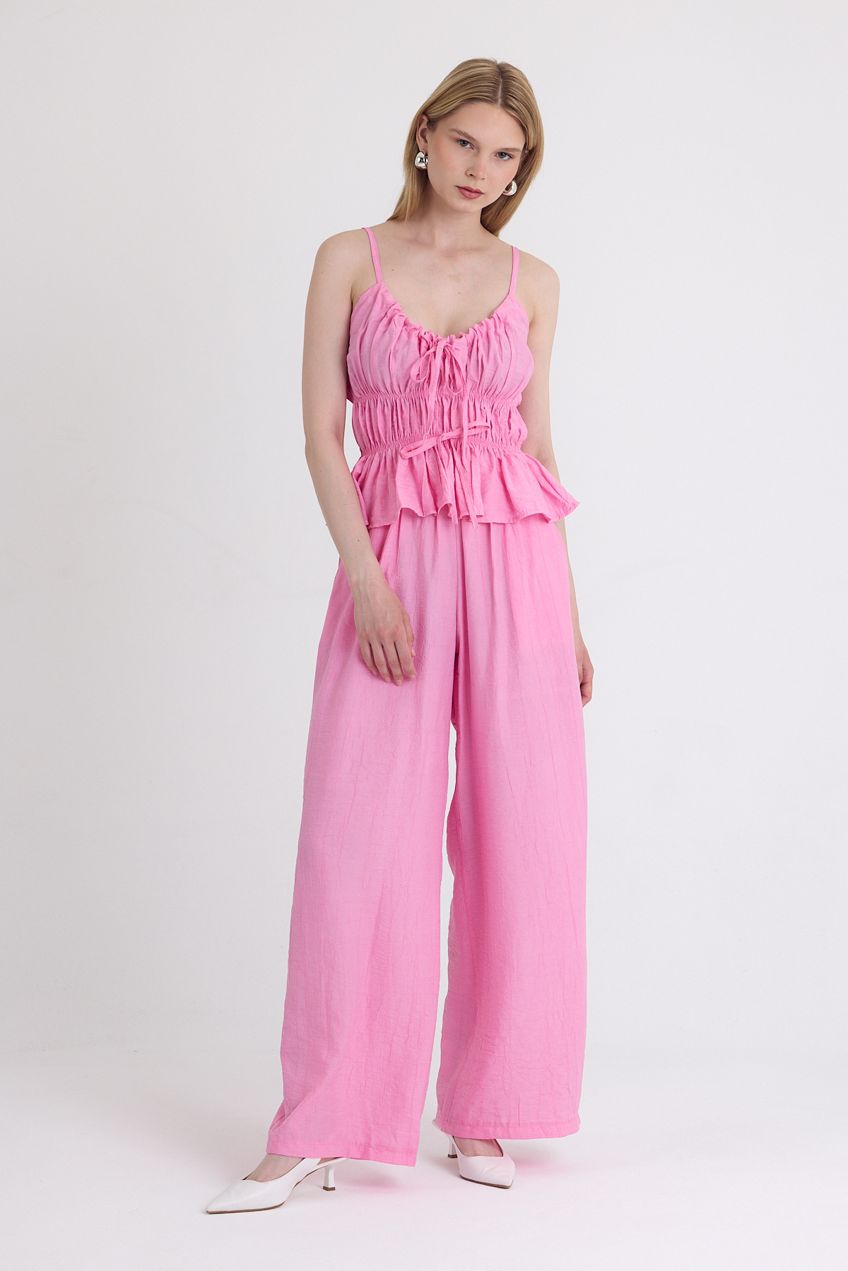 Pembe Fırfırlı Askılı Bluz ve Geniş Paça Pantolon Takımı 5216 - 6