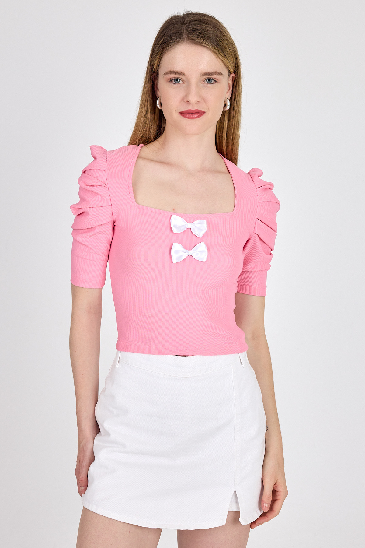 Pembe Kare Yaka Fiyonk Detaylı Crop Bluz 1349 - 7