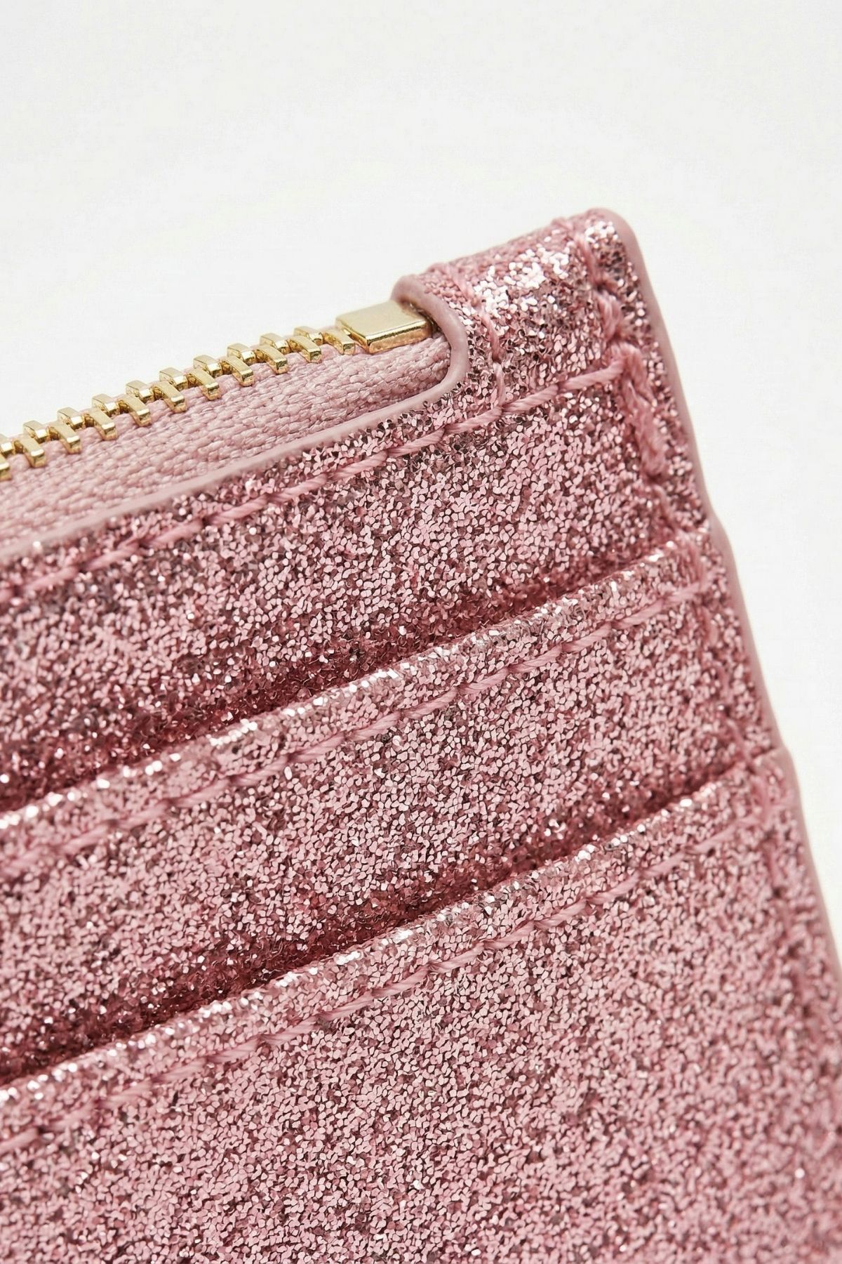 Pembe Simli Fermuar Detaylı Yatay Kartlık 247 - 3