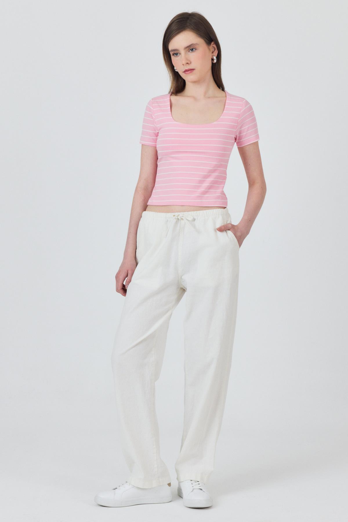 Pembe U Yaka Çizgili Tişört 4016 - 2