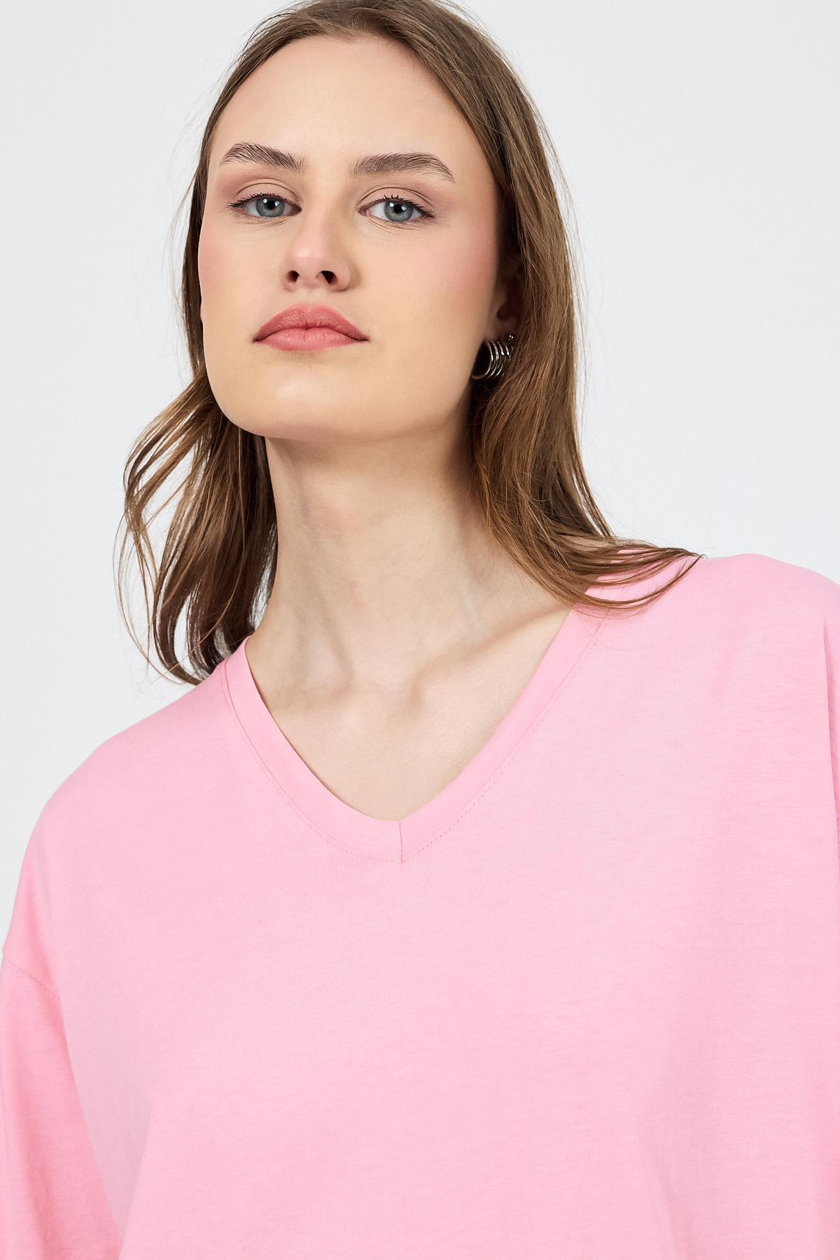 Pembe V Yaka %100 Pamuk Comfort Fit Tişört 2143M - 4