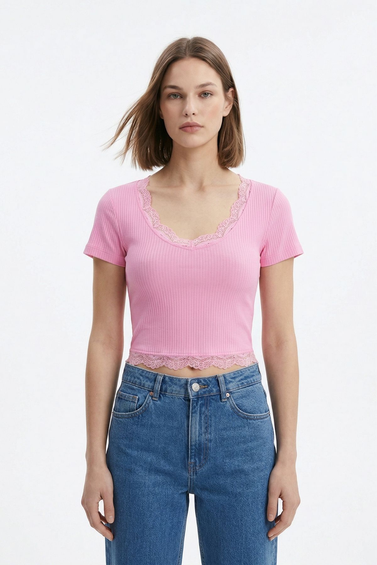 Pembe V Yaka Dantelli Bluz 2304 - 2