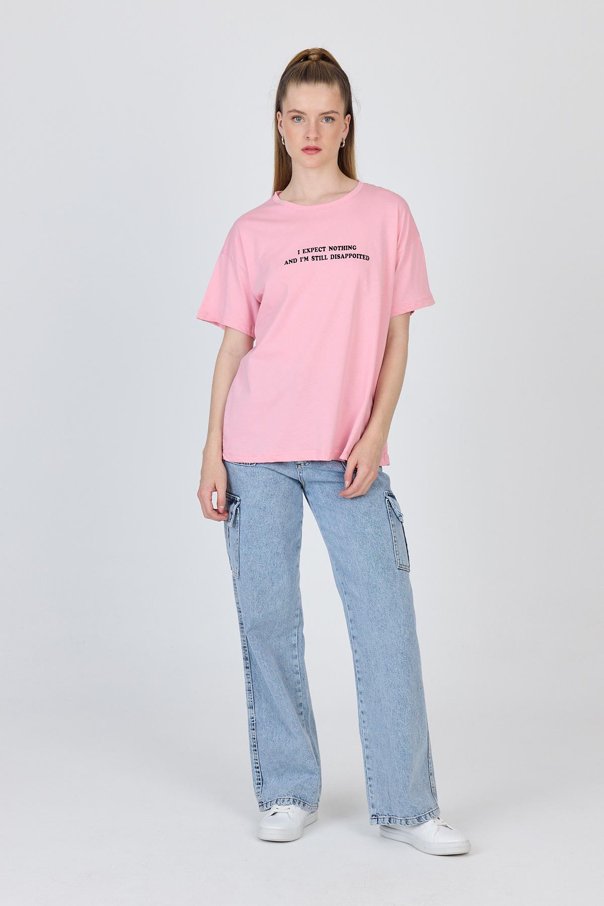 Pembe Yazı Baskılı %100 Pamuk Oversize Tişört 2150-8M - 3
