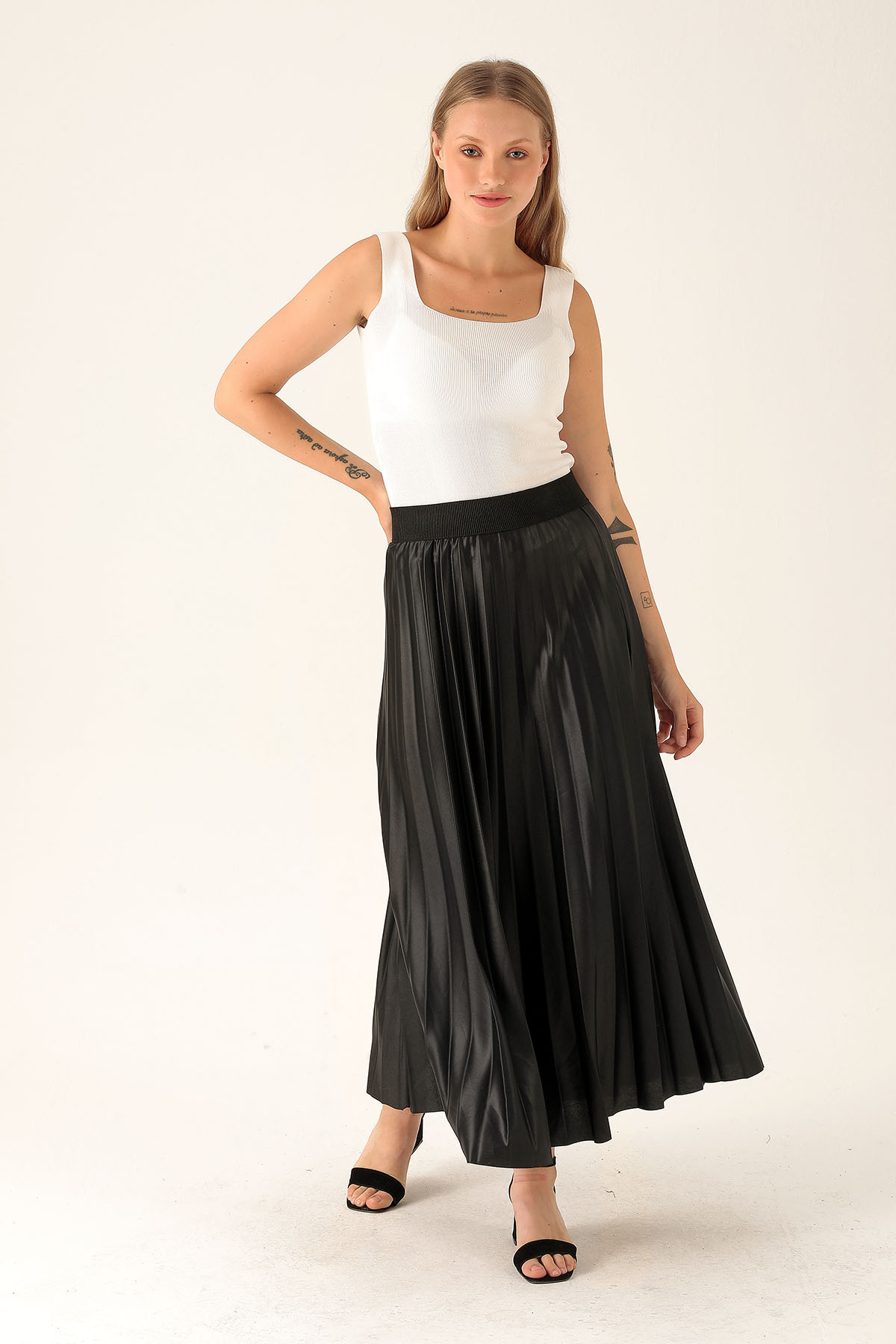 Pliseli Uzun Etek - 1340 Siyah 