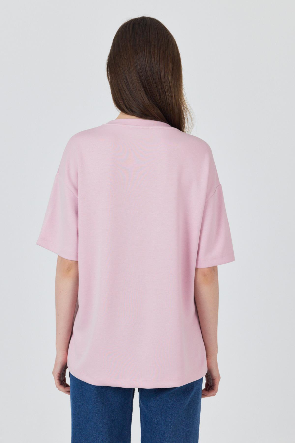 Pudra Ayıcık Baskılı Bisiklet Yaka Oversize Tişört 5530 - 5