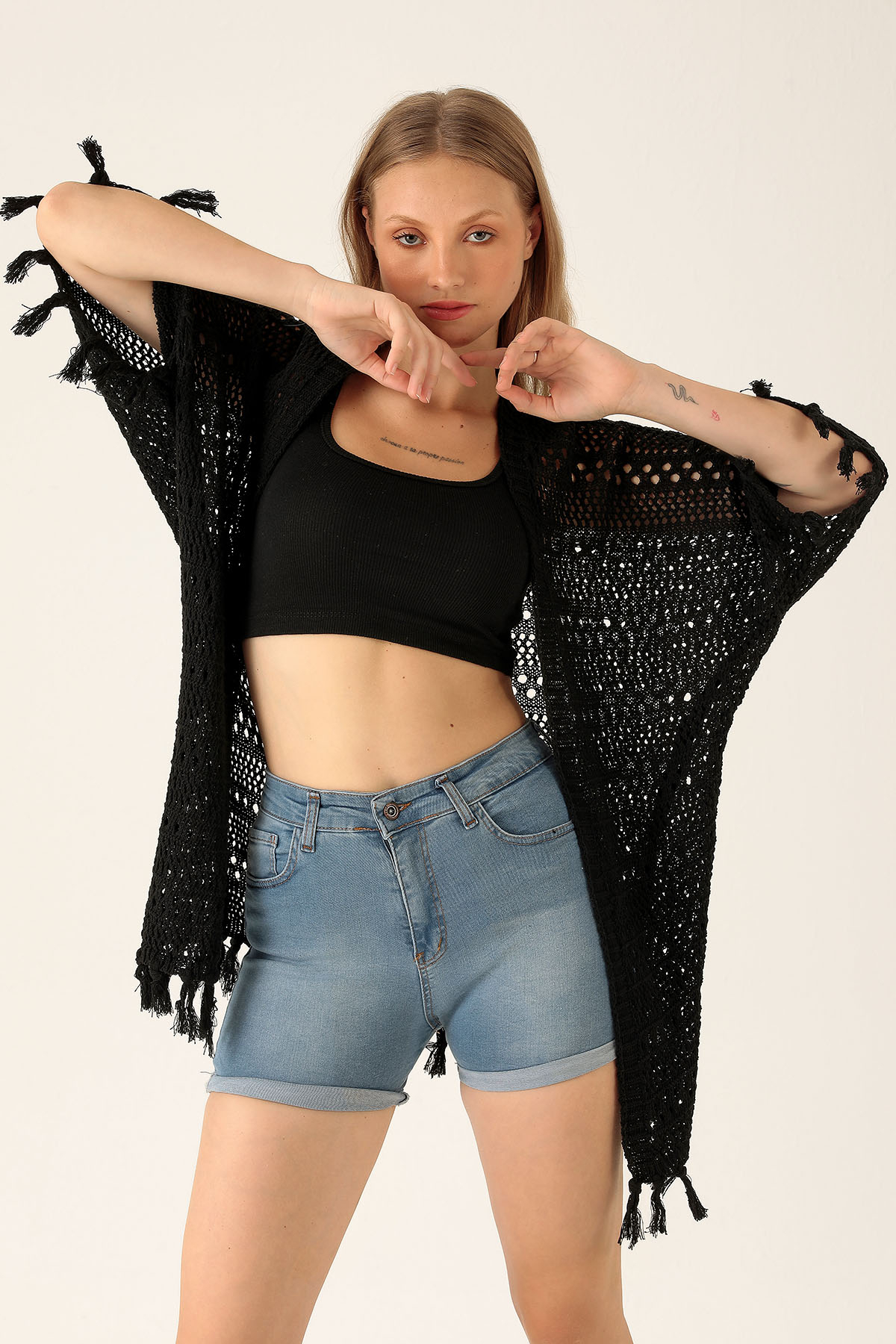 Püskül Detay Delikli Bayan Hırka - 1485 Siyah - 2