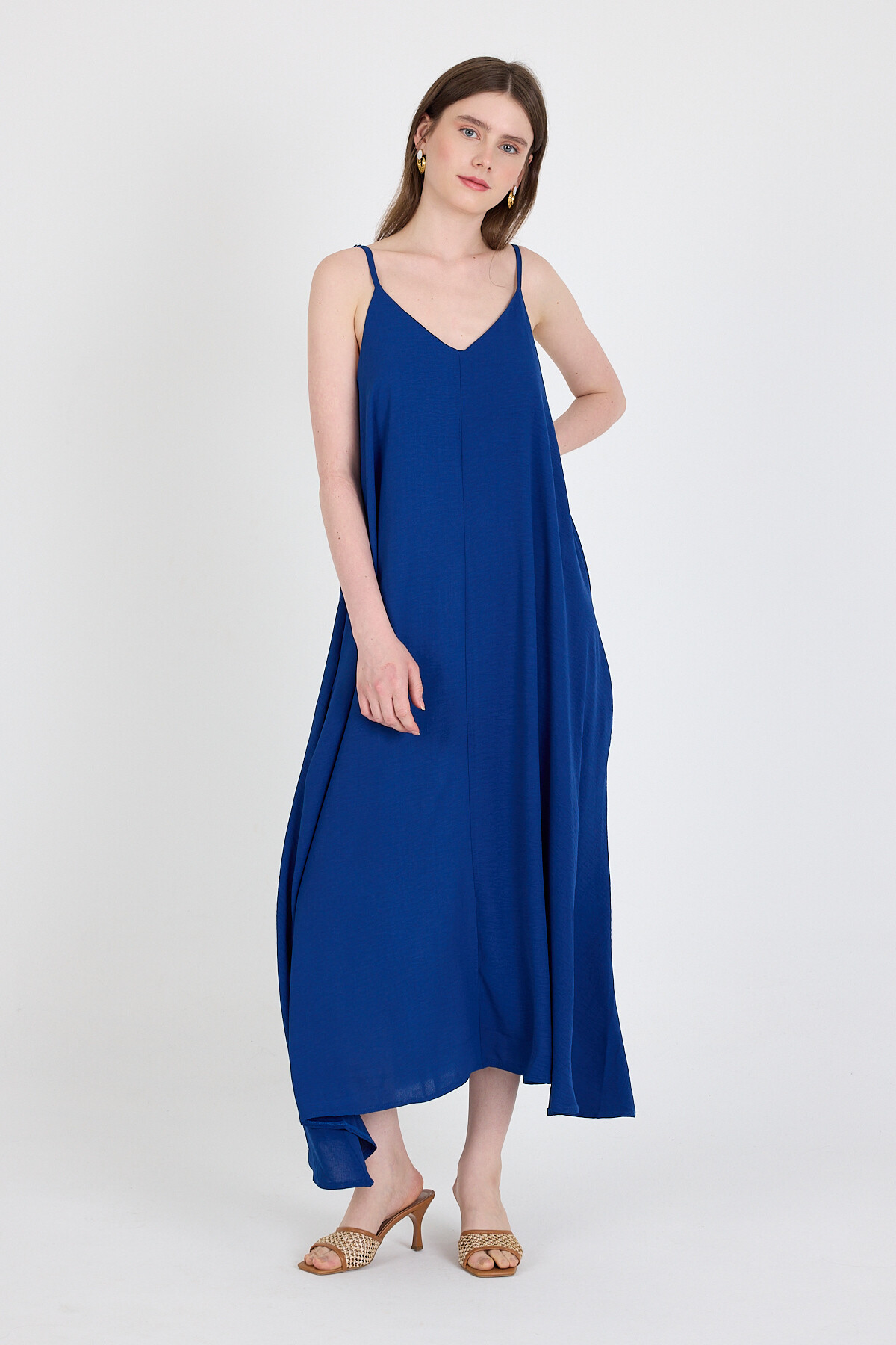 Saks Askılı V Yaka Bol Kesim Dokuma Elbise 20003 - RAYS