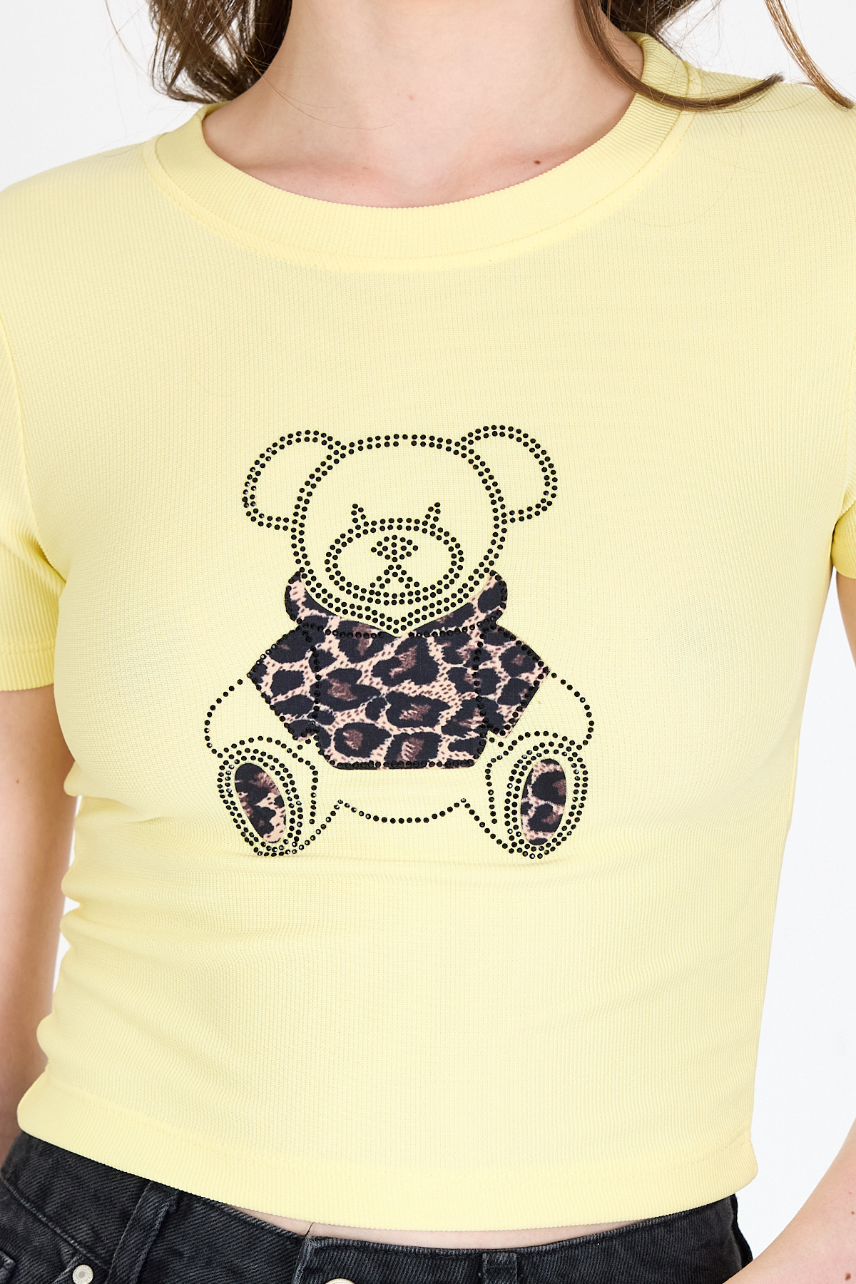 Sarı Ayıcık Baskılı Leopar Detaylı Slim Fit Crop Tişört 0549 - RAYS