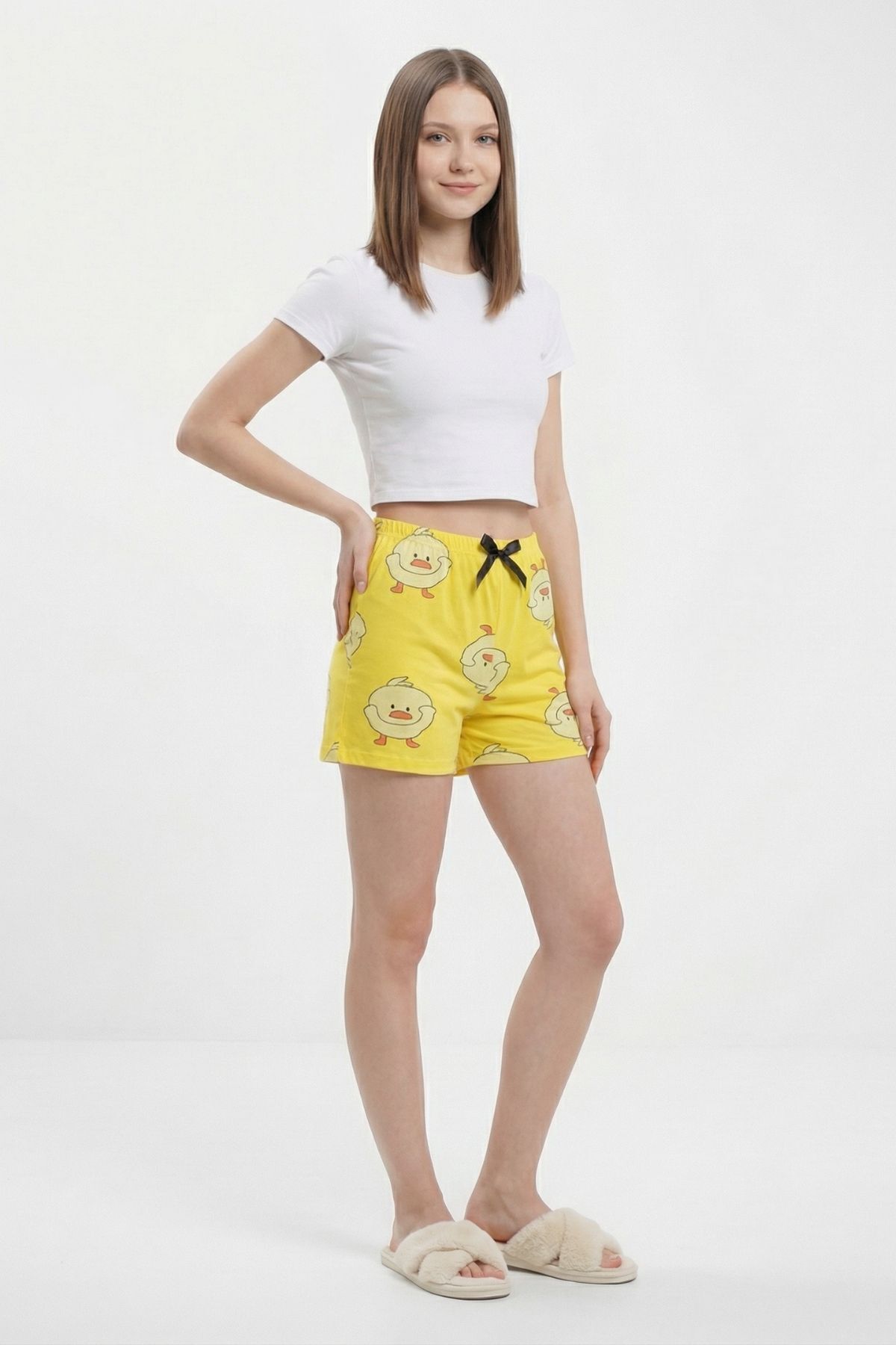 Sarı Civciv Desenli Şort 3450 - 3