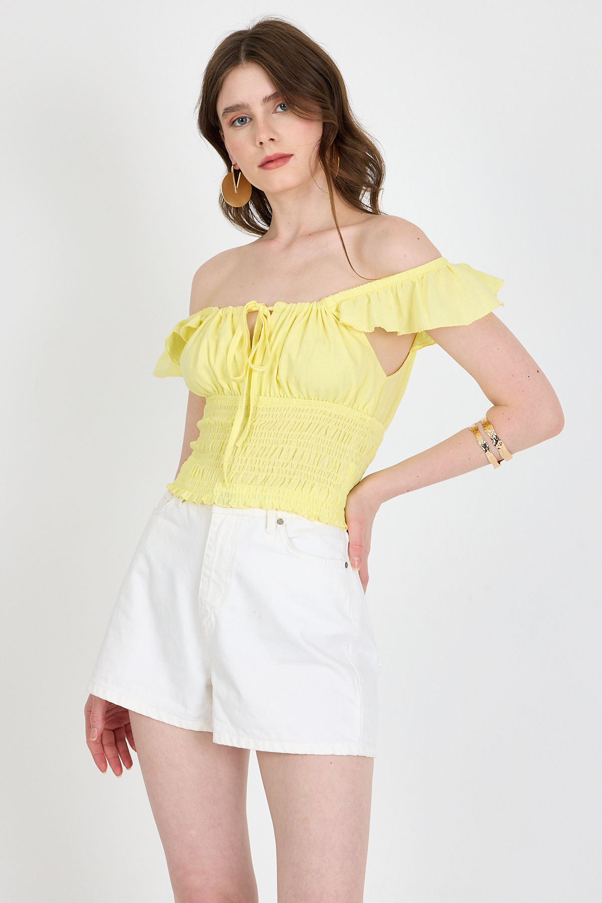 Sarı Keten Görünümlü %100 Pamuk Büzgülü Fırfır Kol Detaylı Crop Bluz 6892 - 6