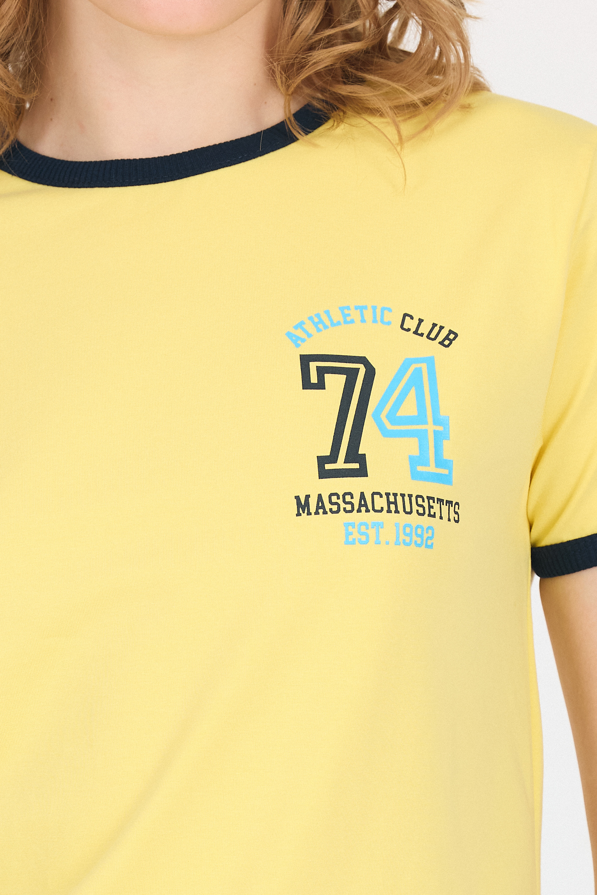 Sarı Yazı Baskılı Regular Fit Ribana Detaylı Tişört 6325 - RAYS