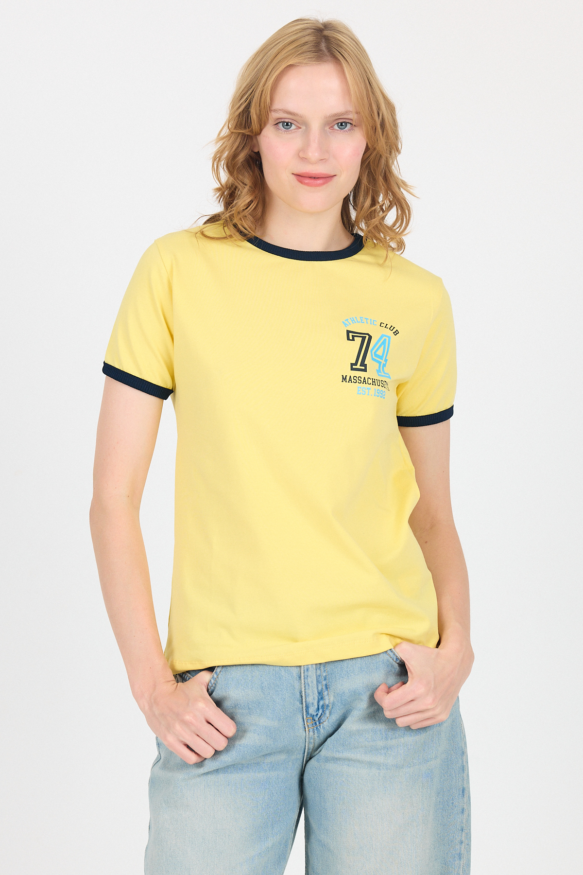 Sarı Yazı Baskılı Regular Fit Ribana Detaylı Tişört 6325 - 6