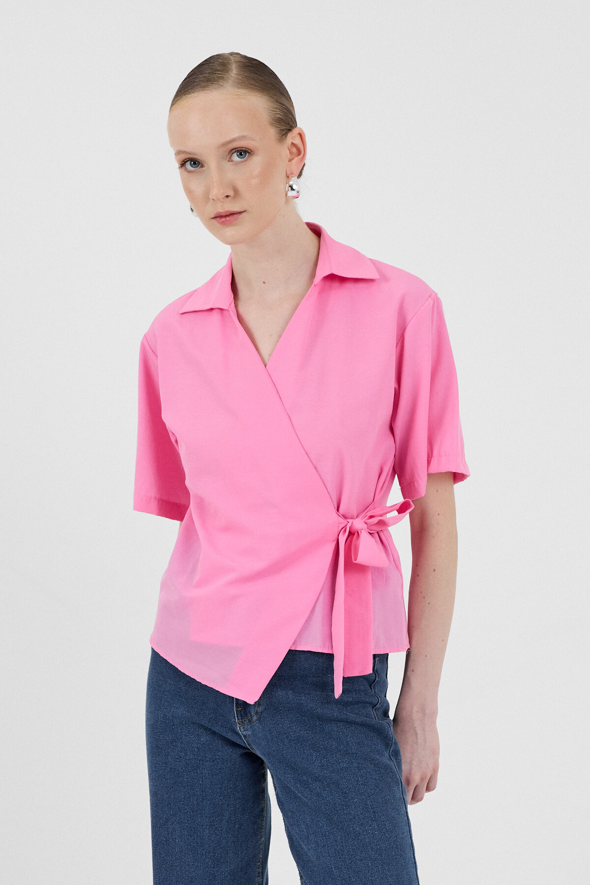 Şeker Pembe Kısa Kol Yan Bağlama Detaylı Bluz 8095A - RAYS