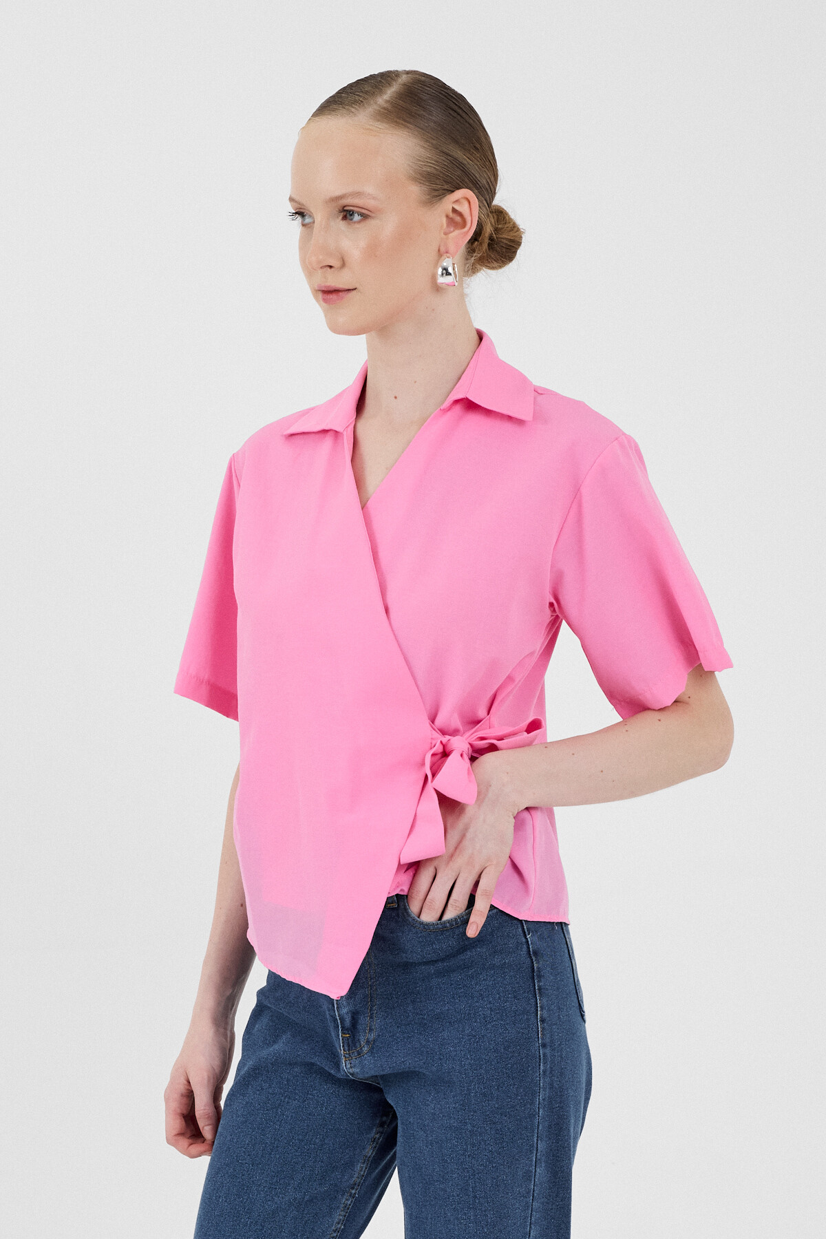 Şeker Pembe Kısa Kol Yan Bağlama Detaylı Bluz 8095A - RAYS
