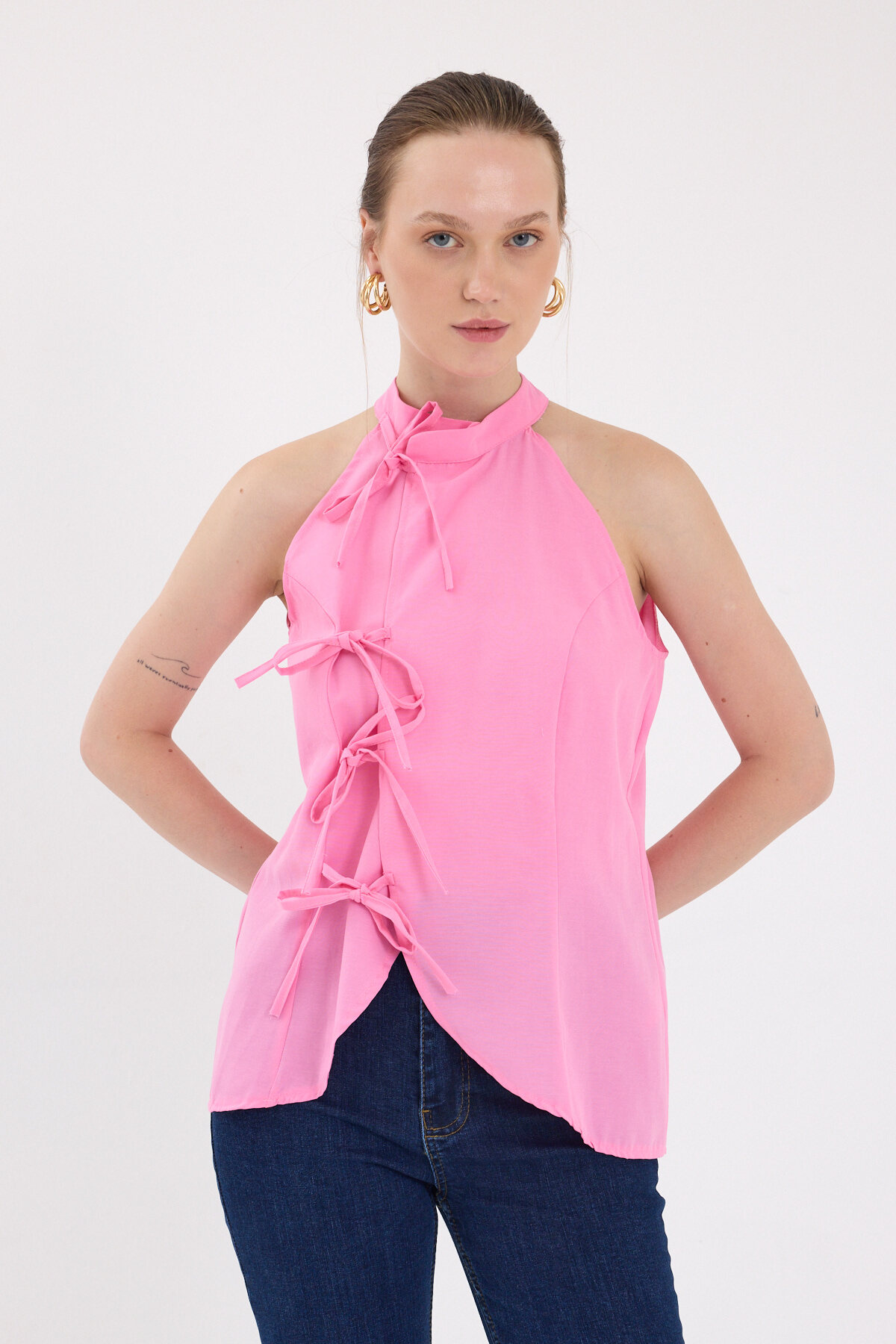 Şeker Pembe Ön Bağlama Detaylı Halter Yaka Bluz 8094A - RAYS