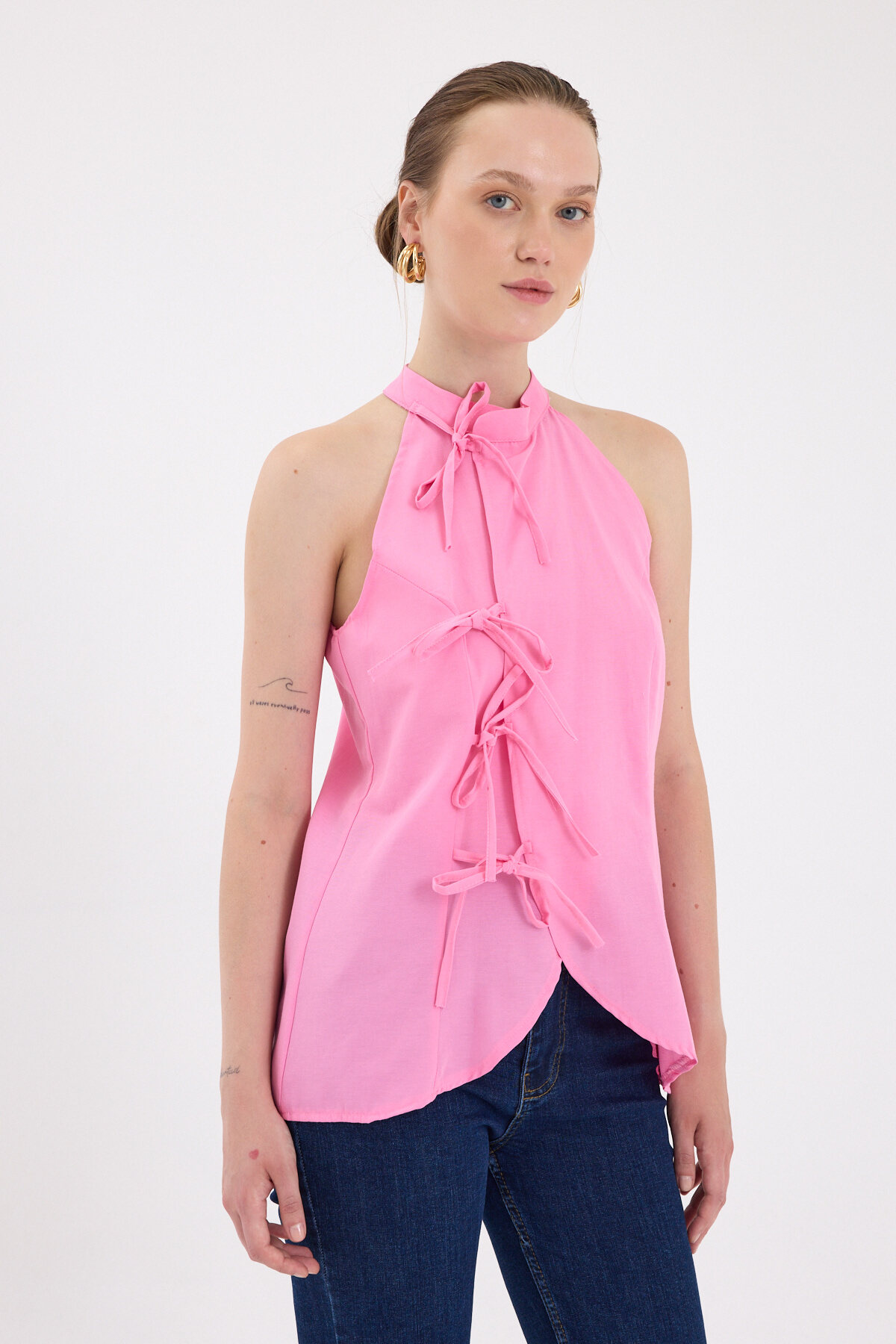 Şeker Pembe Ön Bağlama Detaylı Halter Yaka Bluz 8094A - 1