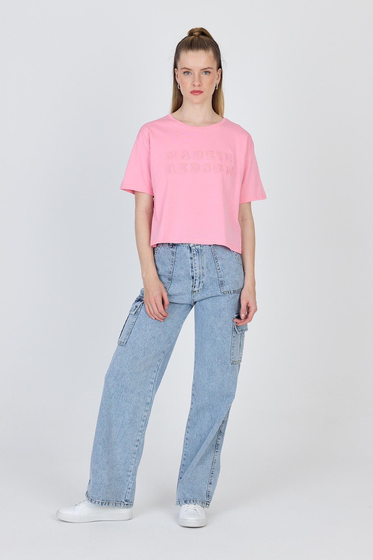 Şeker Pembe Yazı Nakışlı Crop Tişört 25259 - 2