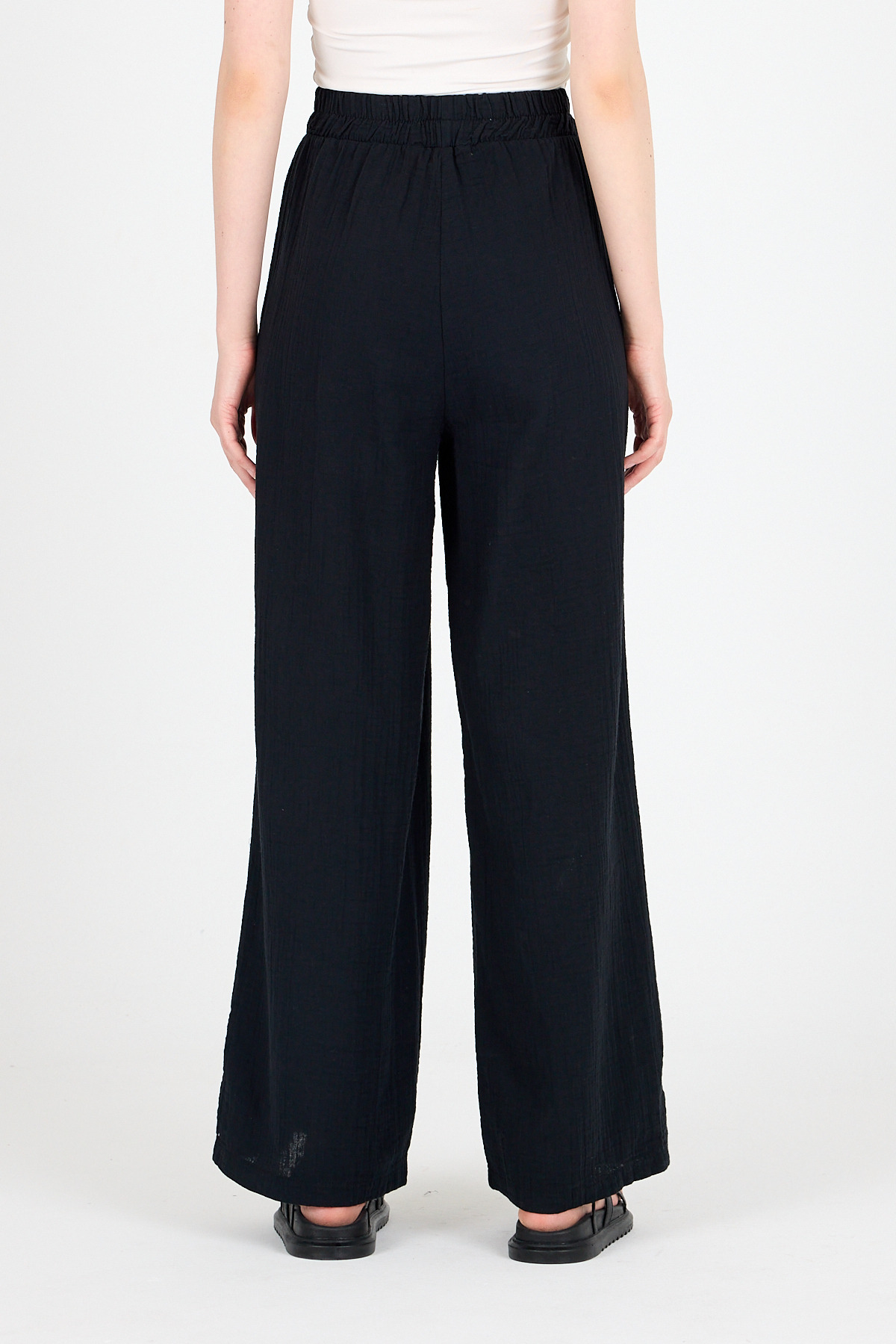 Siyah %100 Pamuk Müslin Yanı Düğmeli Yırtmaçlı Geniş Paça Pantolon 4704A - 5